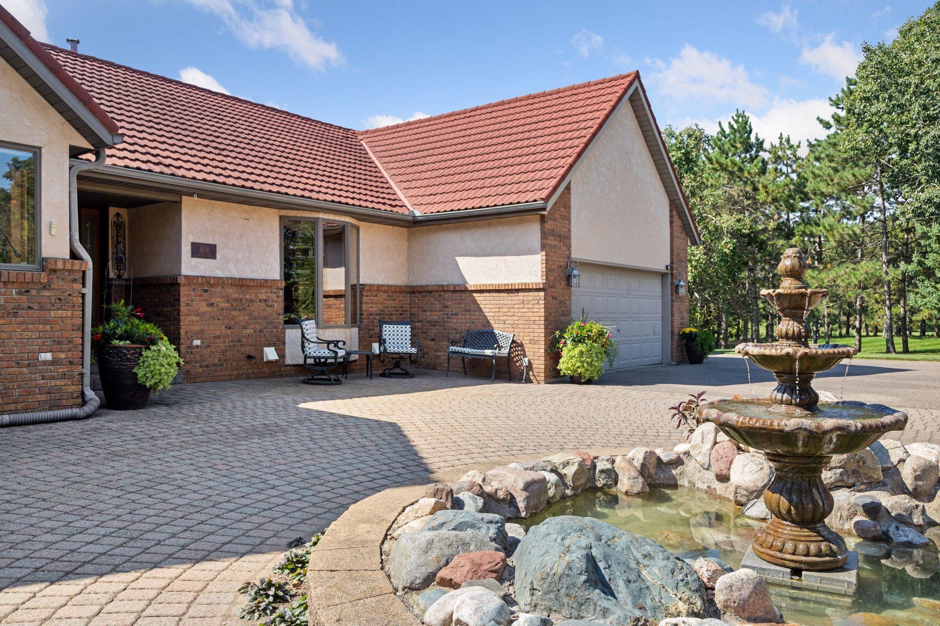 4838 Crown Lane