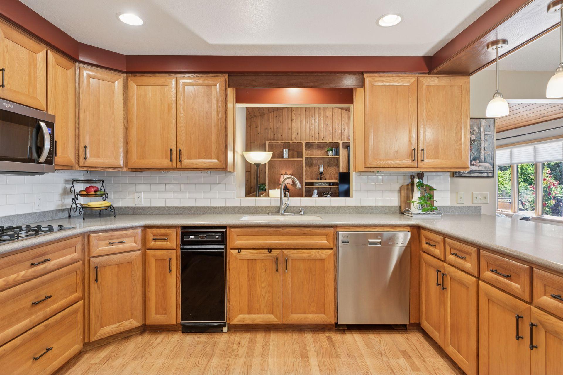 4838 Crown Lane
