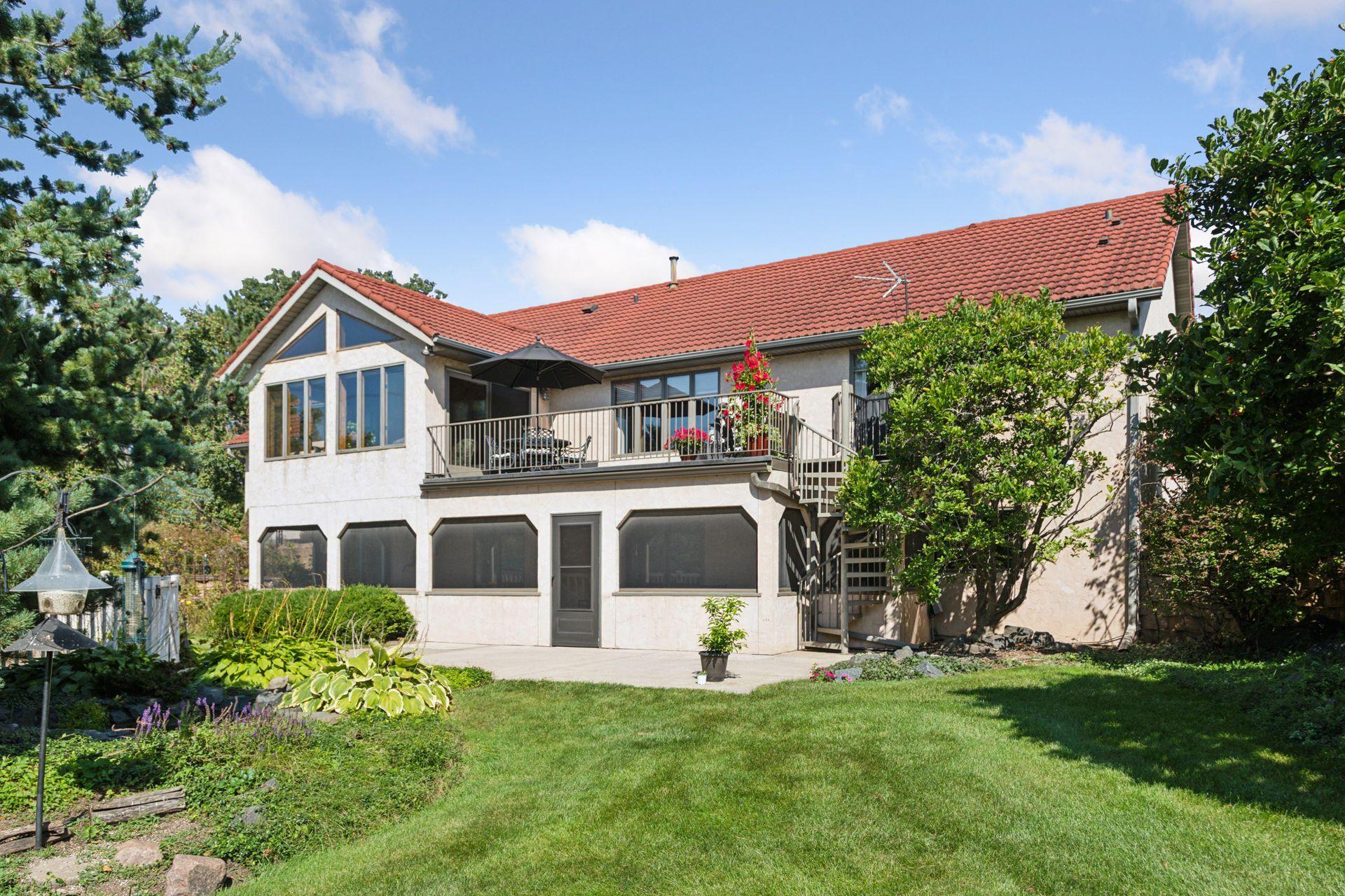 4838 Crown Lane