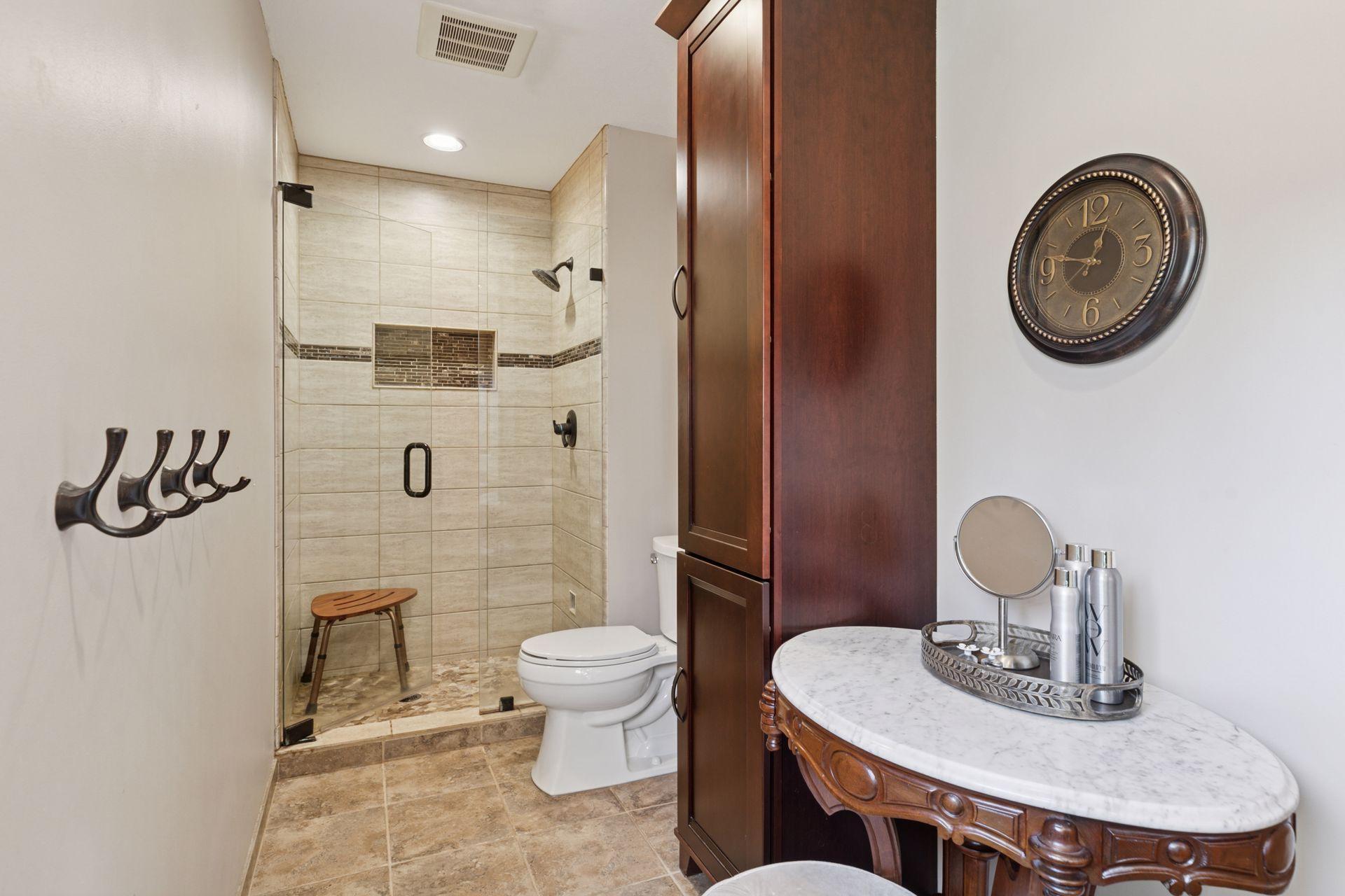 4838 Crown Lane