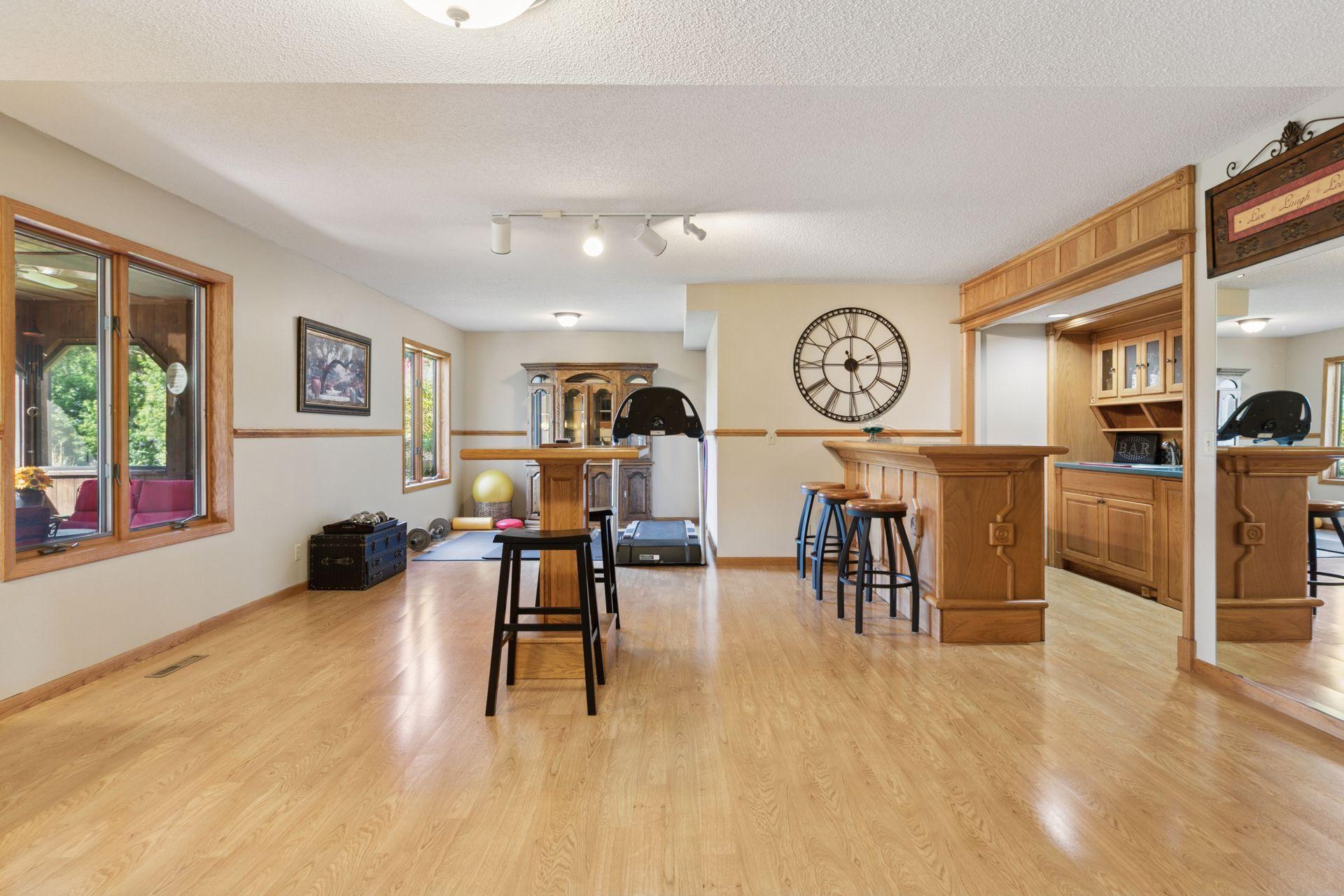 4838 Crown Lane