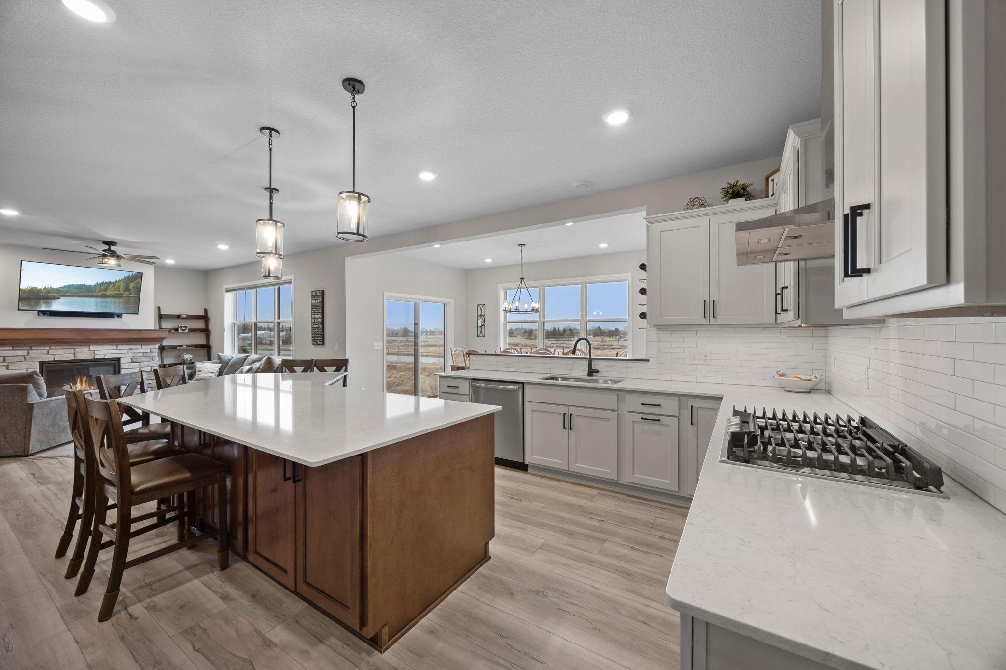 14341 Alder Way
