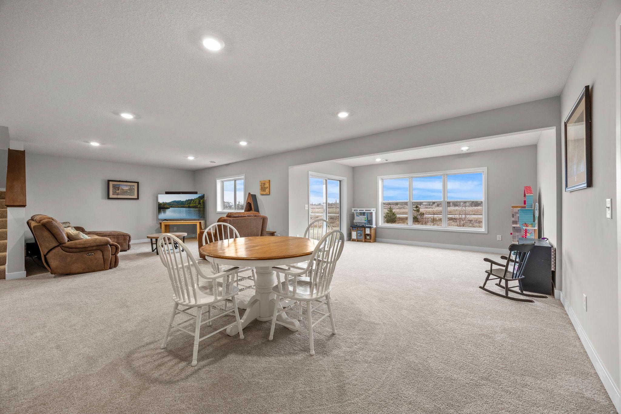 14341 Alder Way
