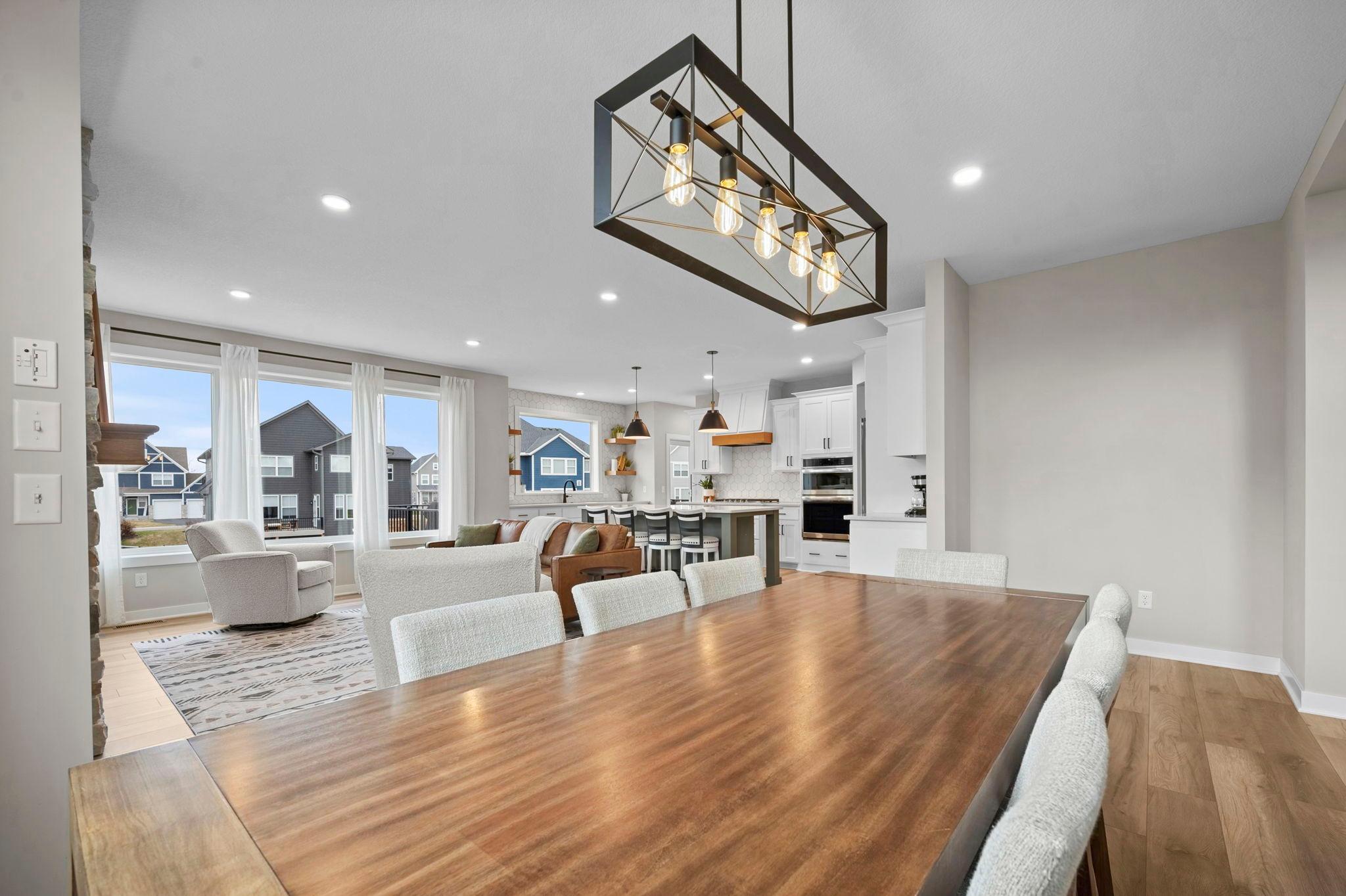 4237 Arbor Bay