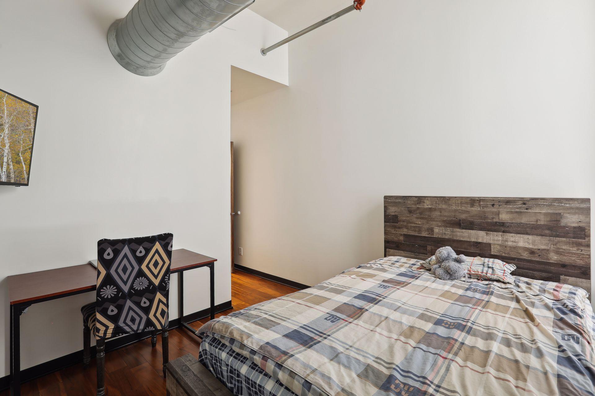 350 Saint Peter Street Unit: 1106