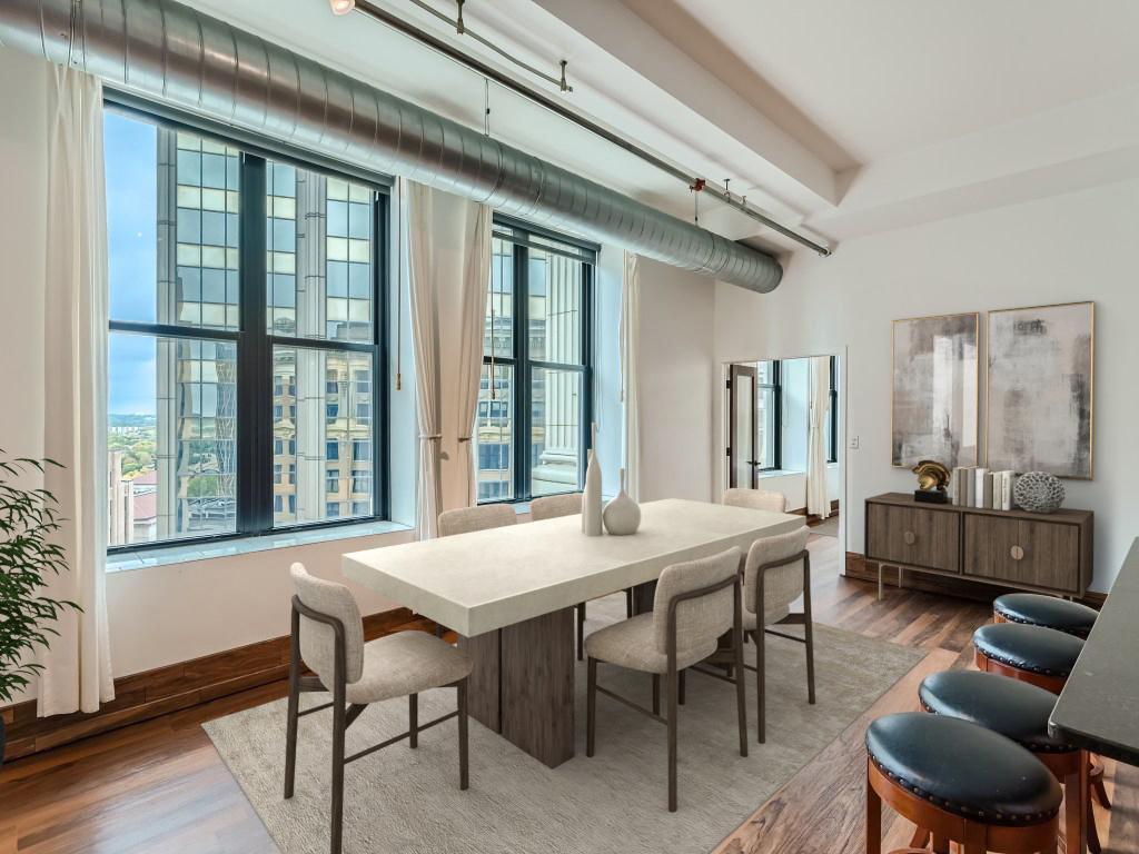 350 Saint Peter Street Unit: 1106