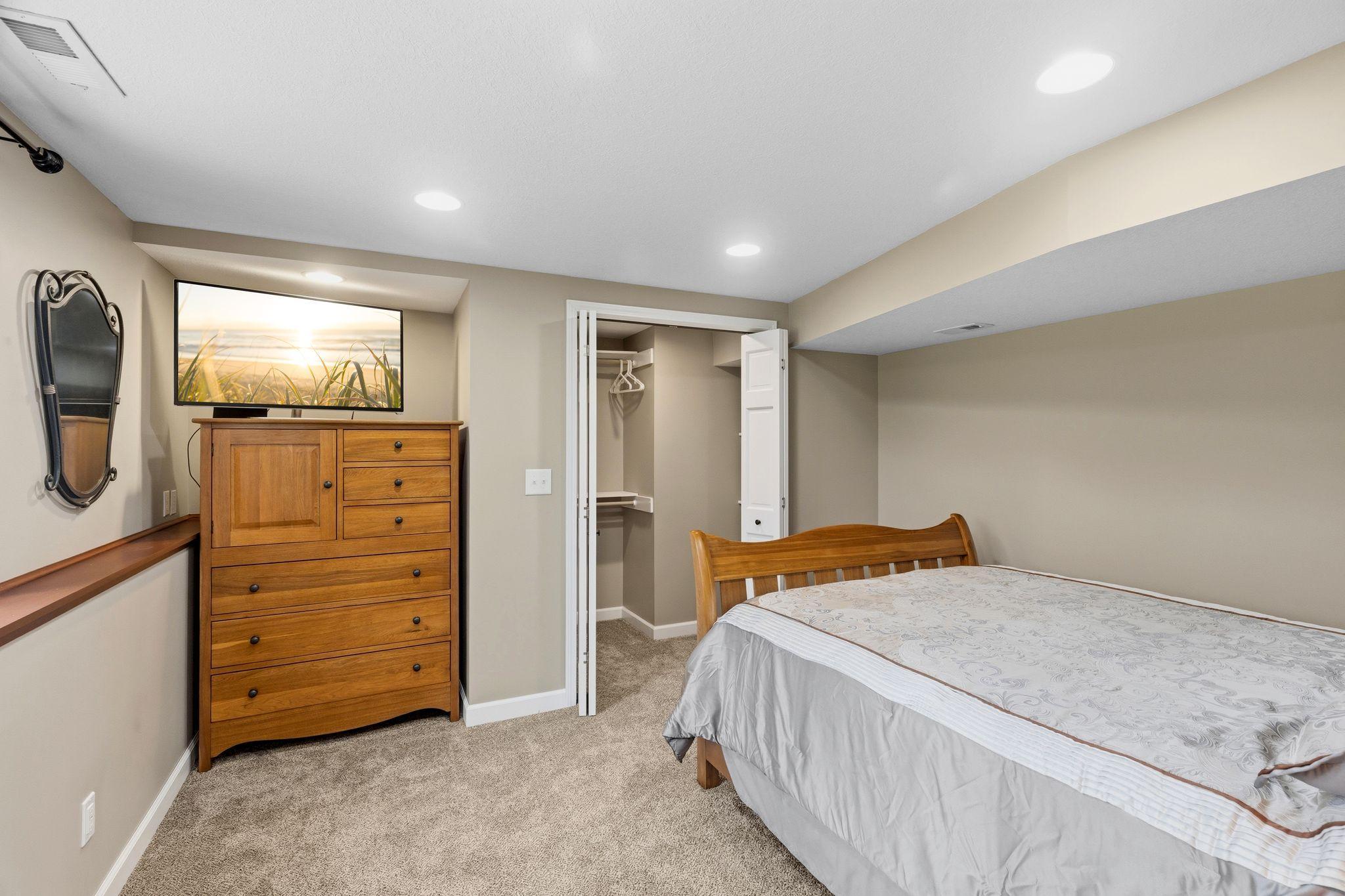10053 Raleigh Court