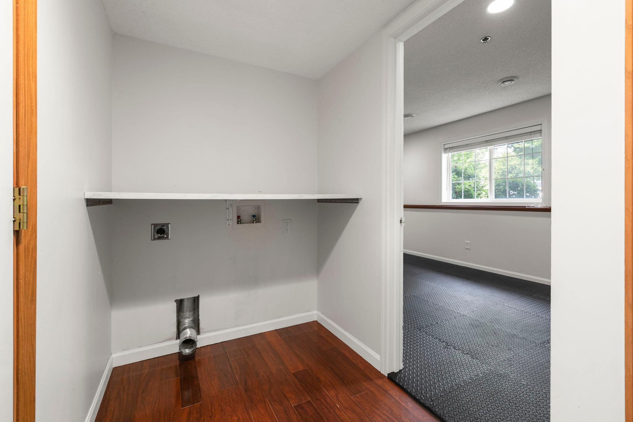10015 Liatris Lane