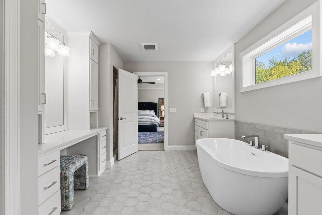 4386 Arbor Drive