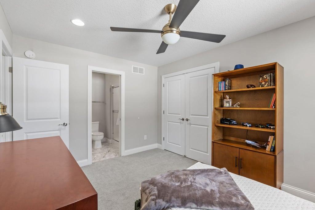 4386 Arbor Drive