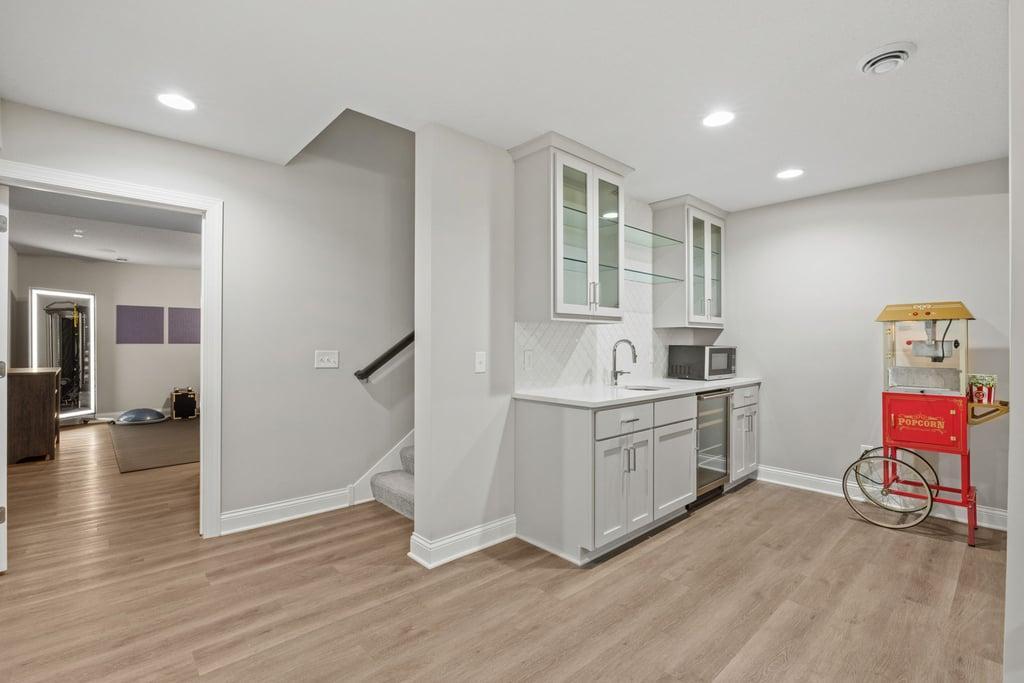 4386 Arbor Drive
