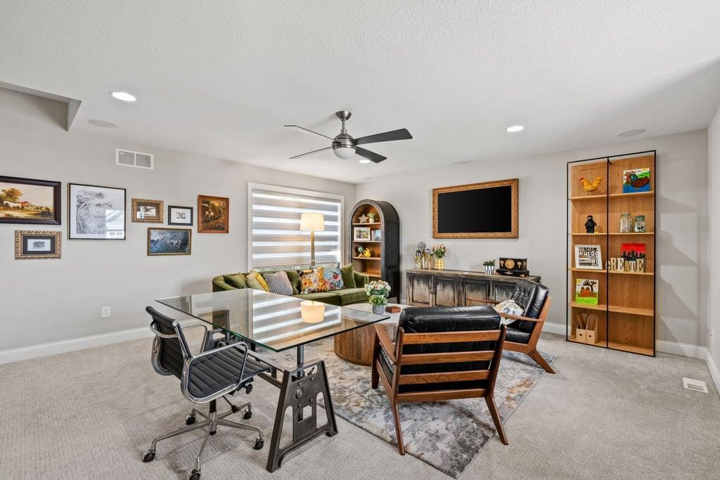 4386 Arbor Drive