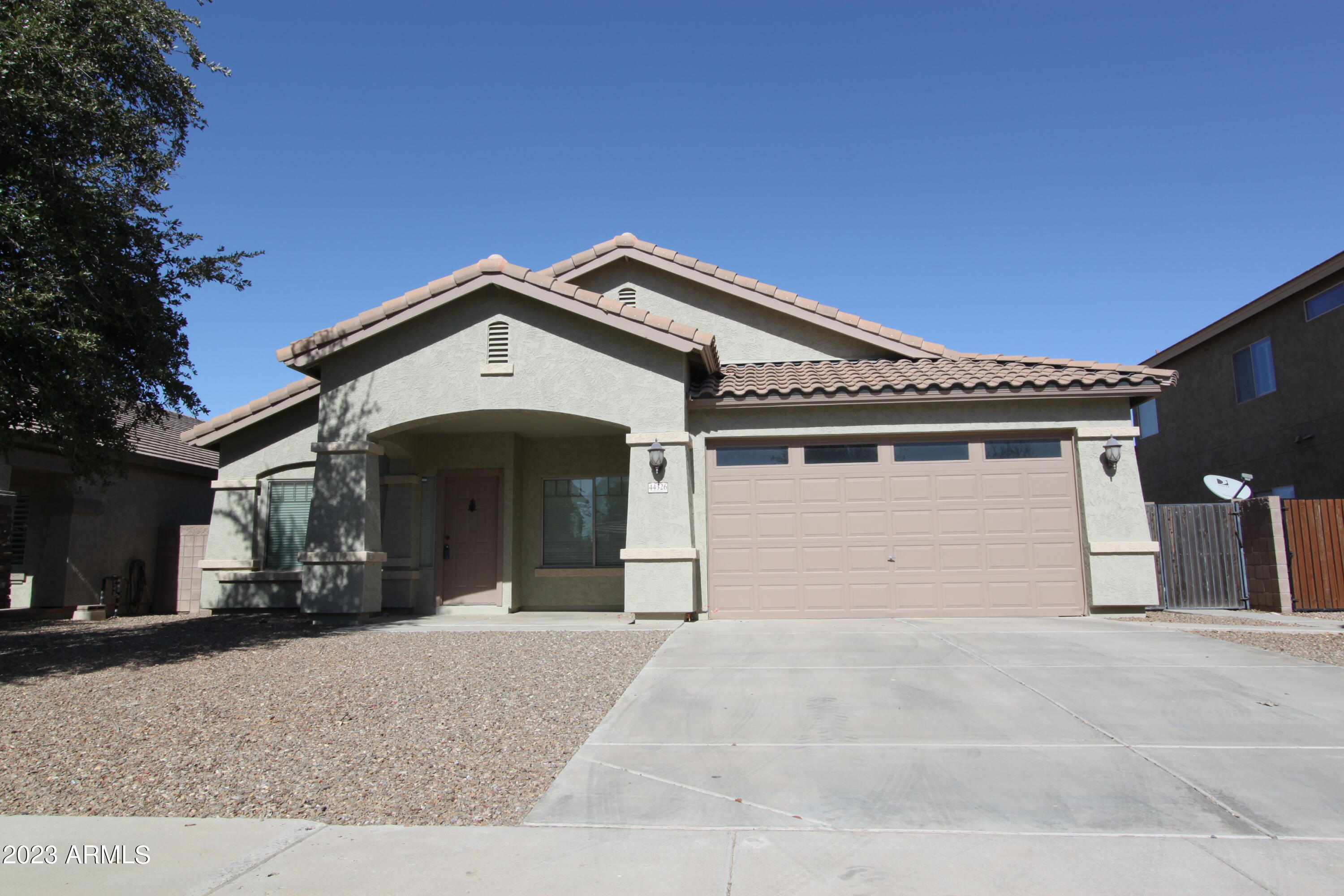 44326 W ADOBE Circle