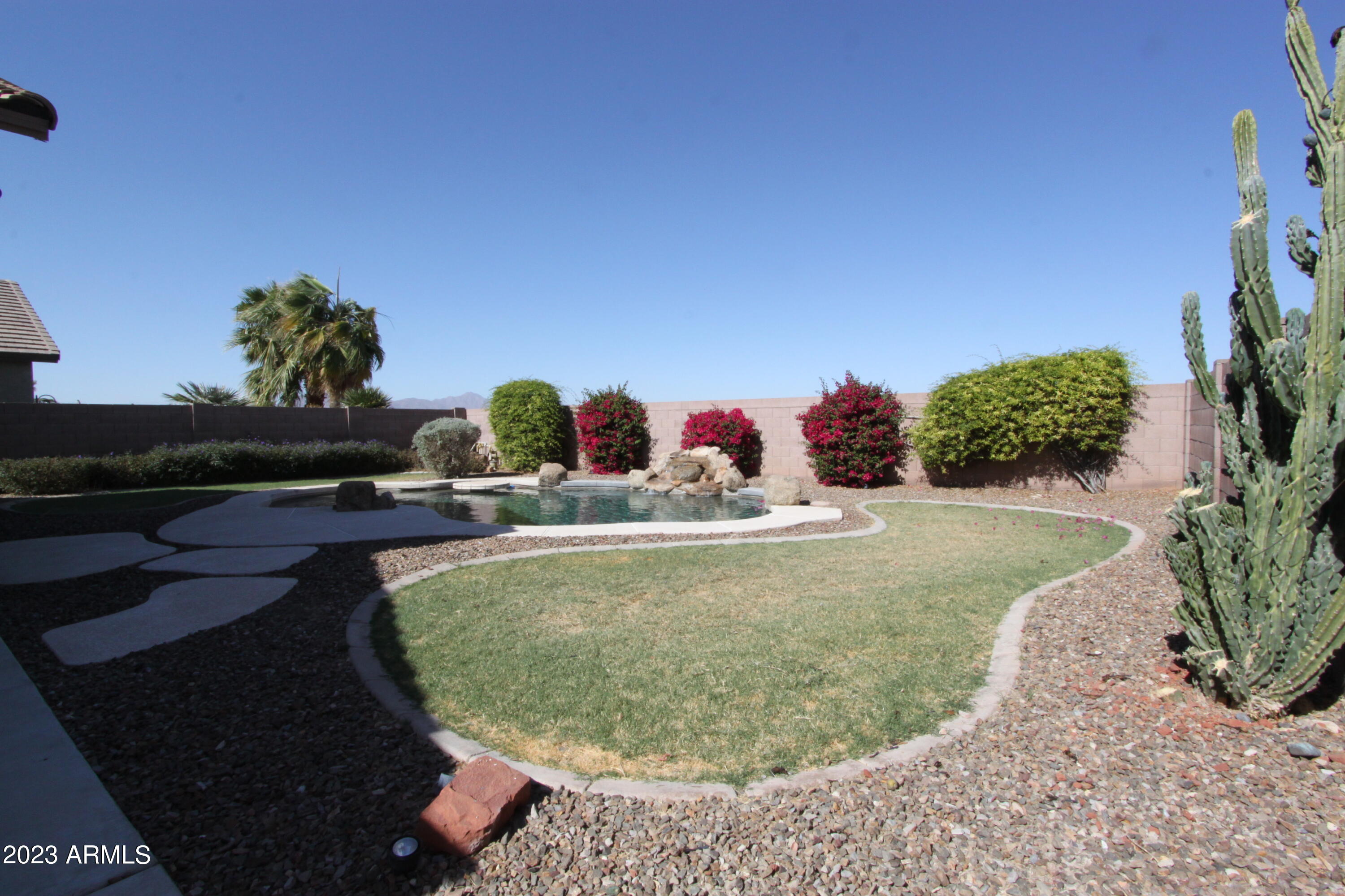 44326 W ADOBE Circle