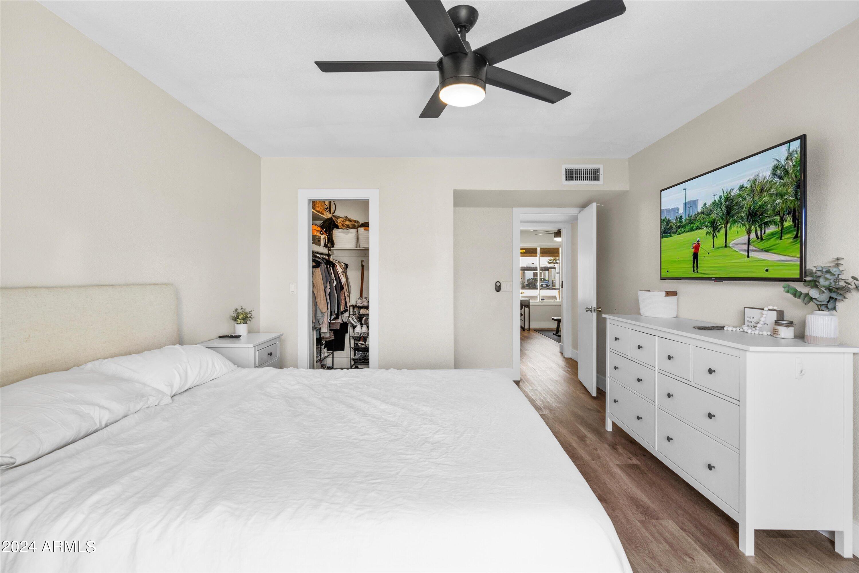 1970 E DEL SUR Drive