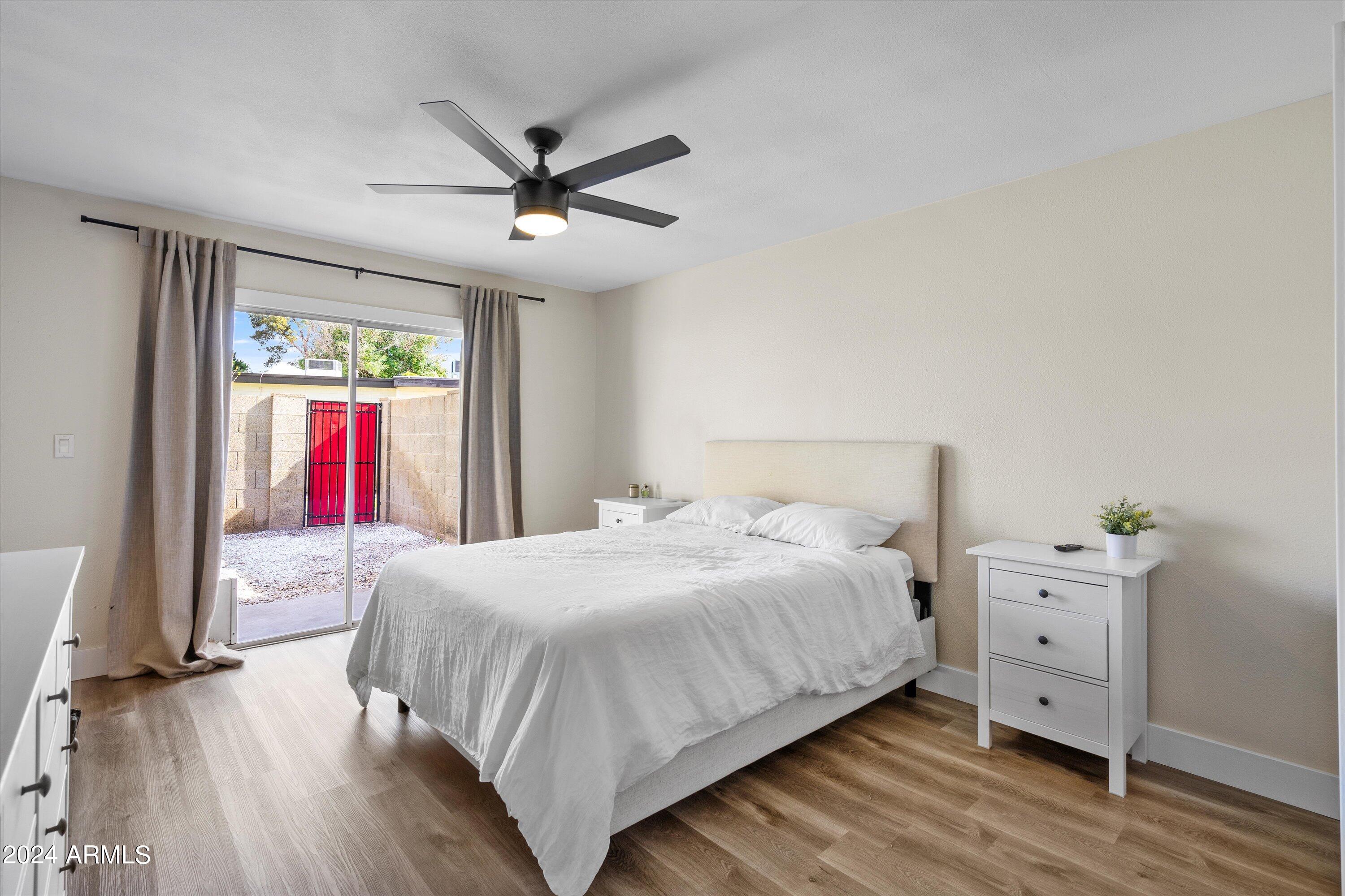 1970 E DEL SUR Drive