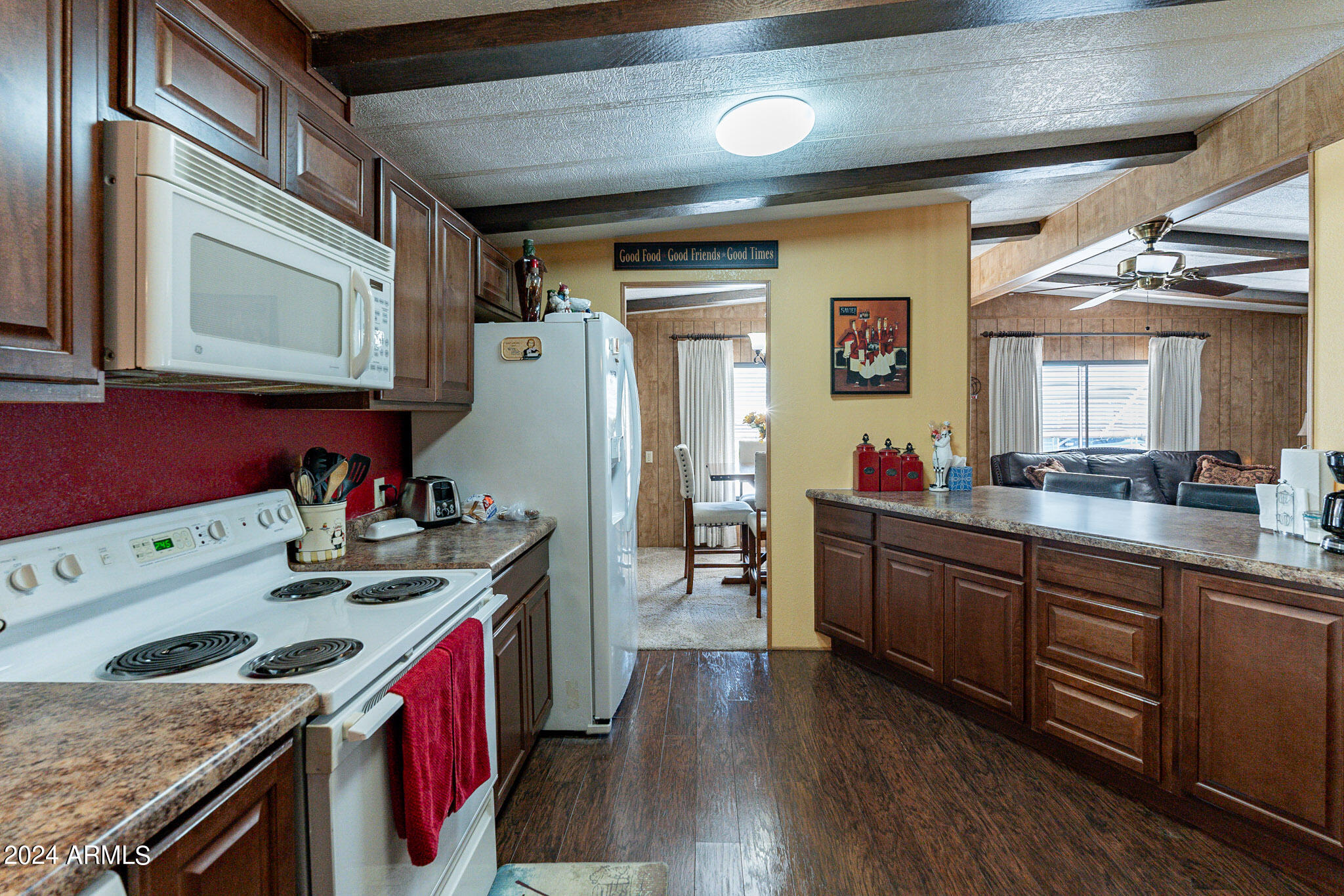 205 S HIGLEY Road, 256