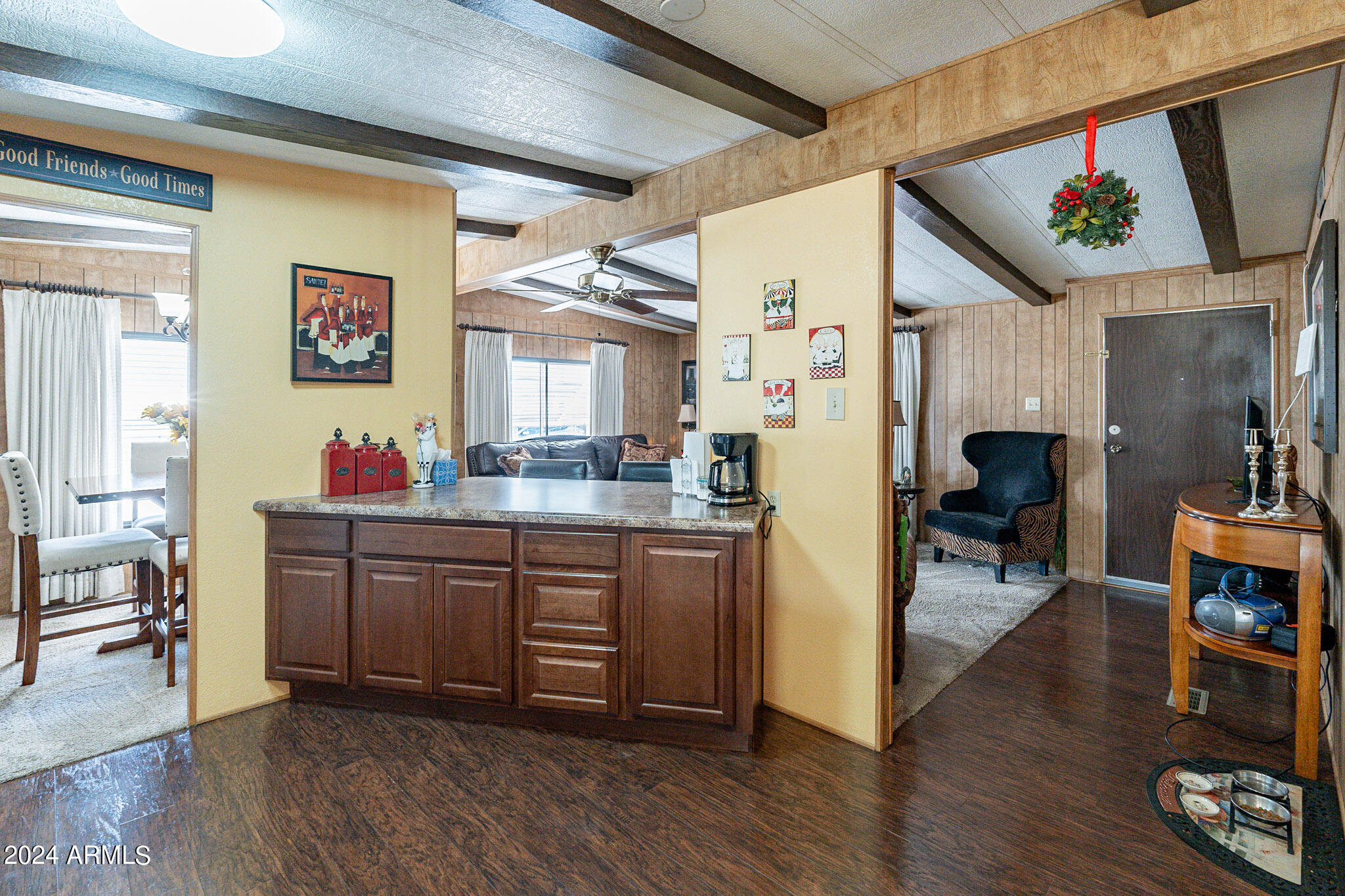 205 S HIGLEY Road, 256