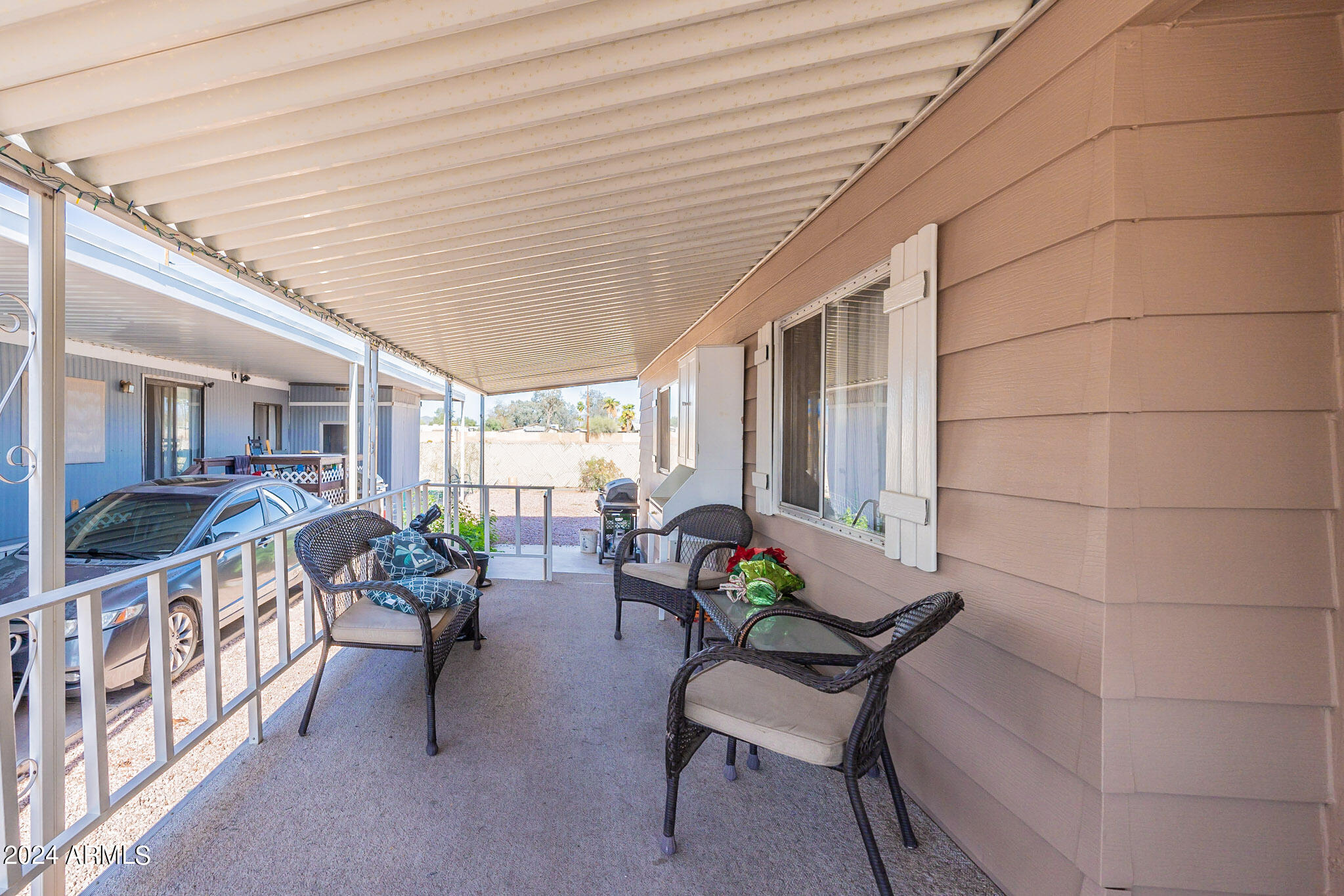 205 S HIGLEY Road, 256