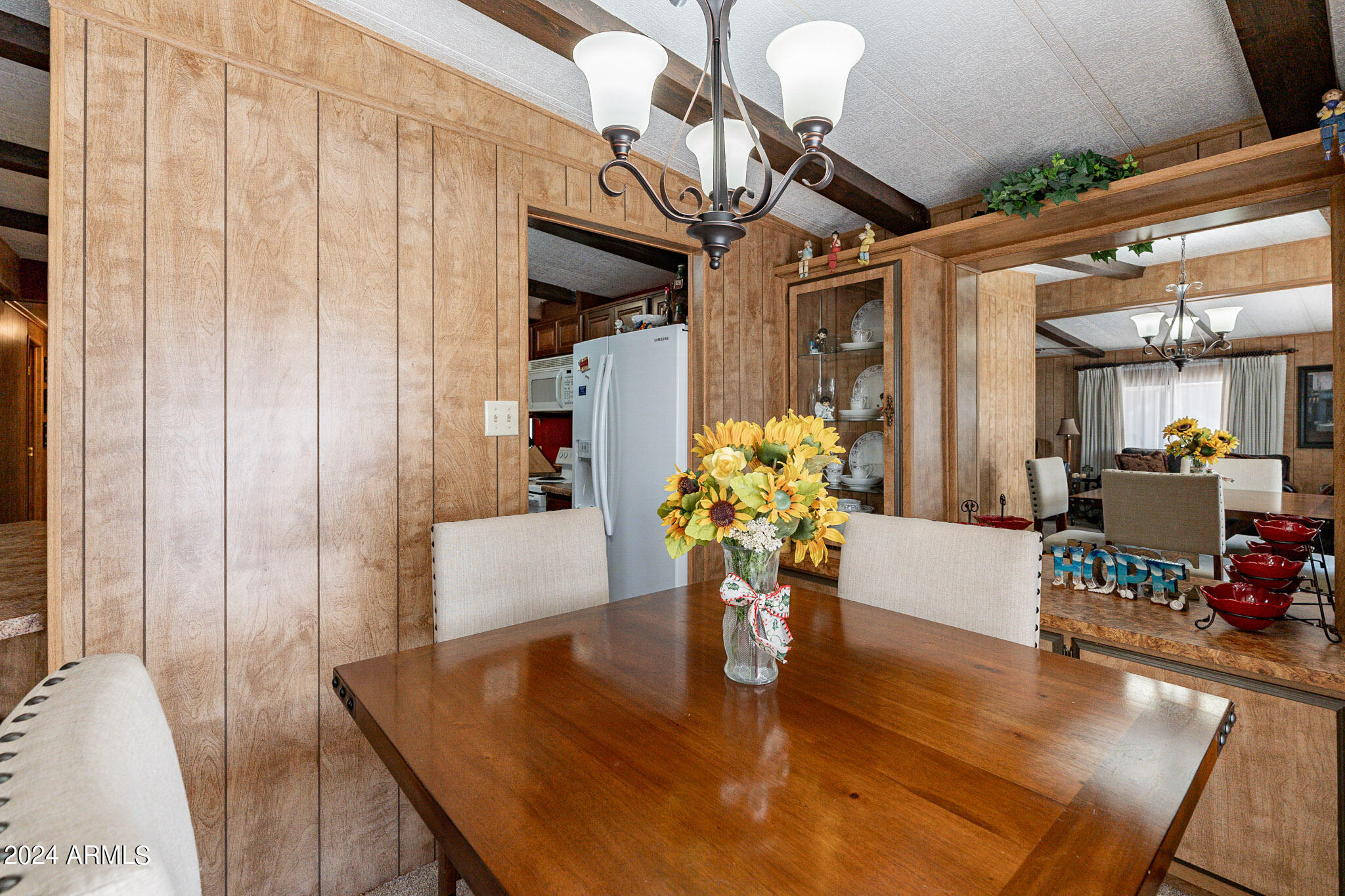 205 S HIGLEY Road, 256