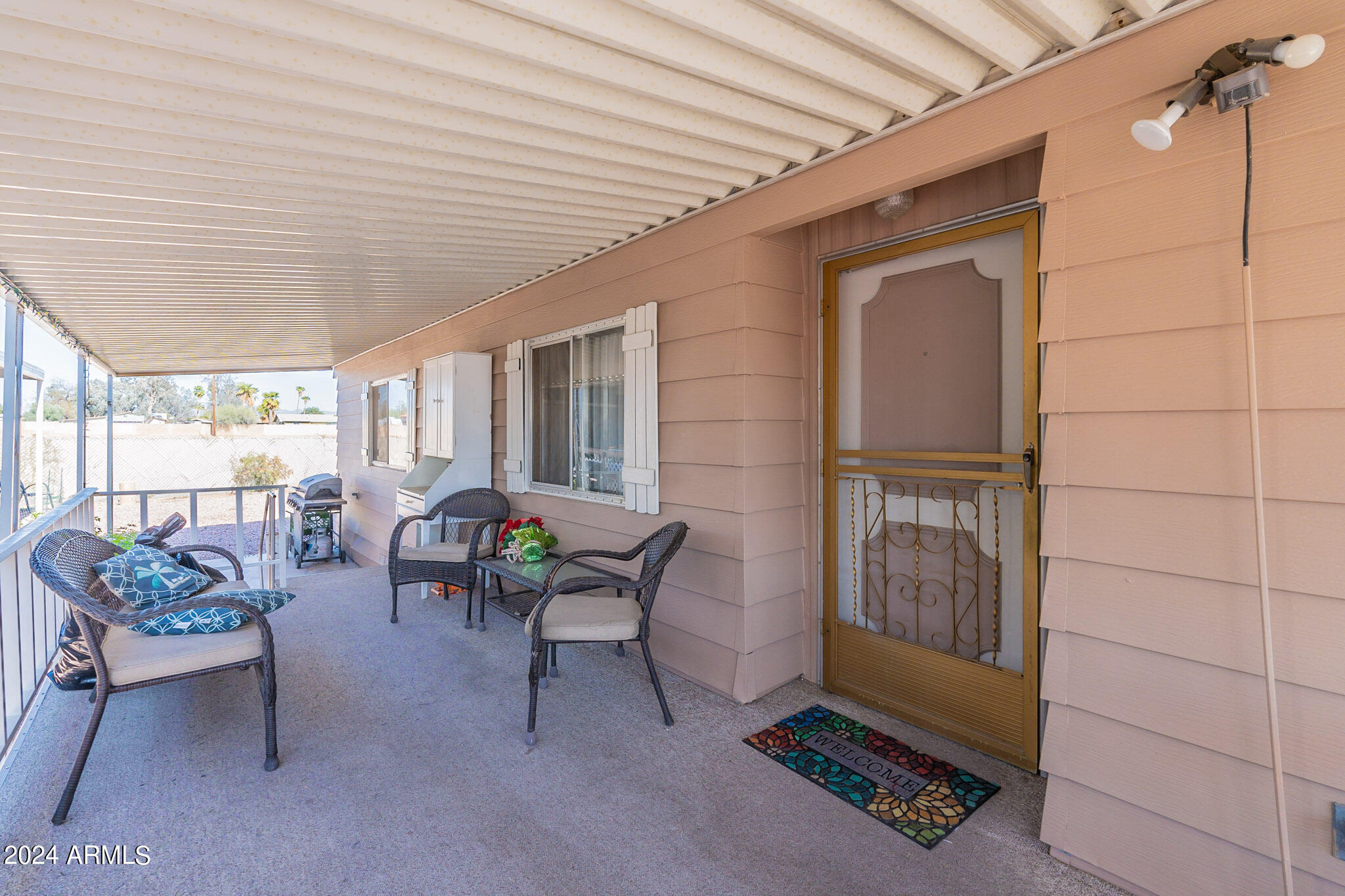 205 S HIGLEY Road, 256