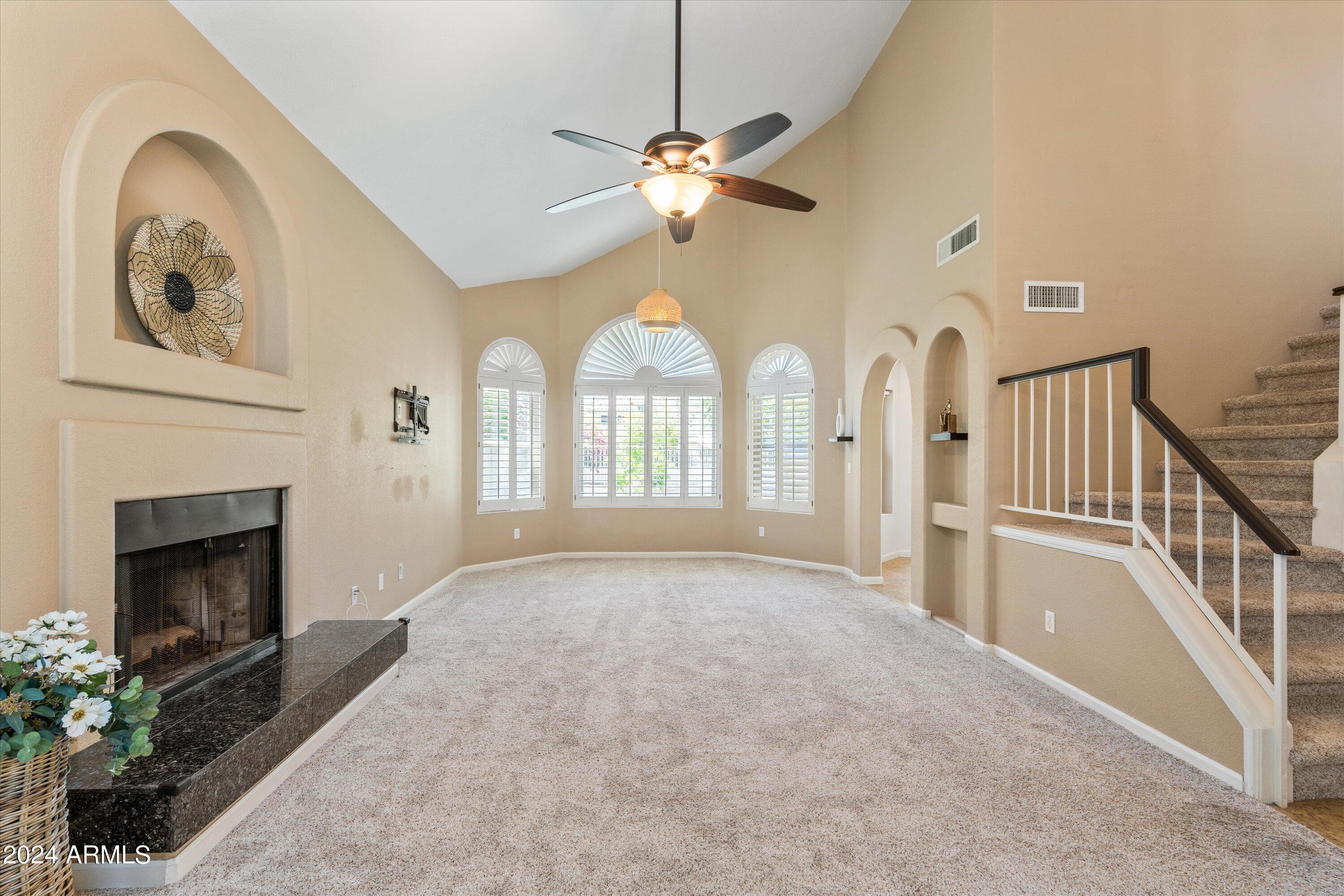 1044 N LONGMORE Street