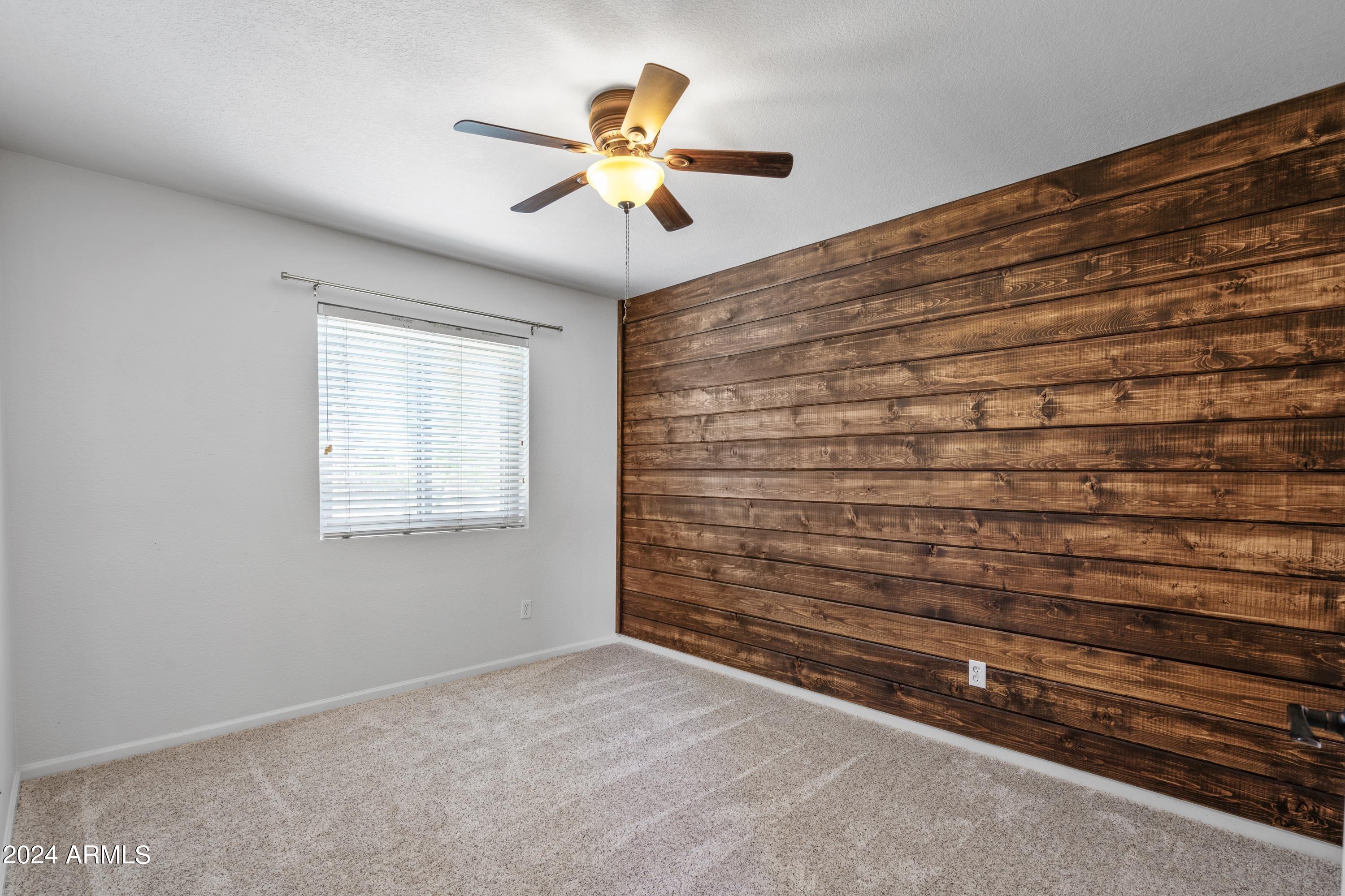 1044 N LONGMORE Street