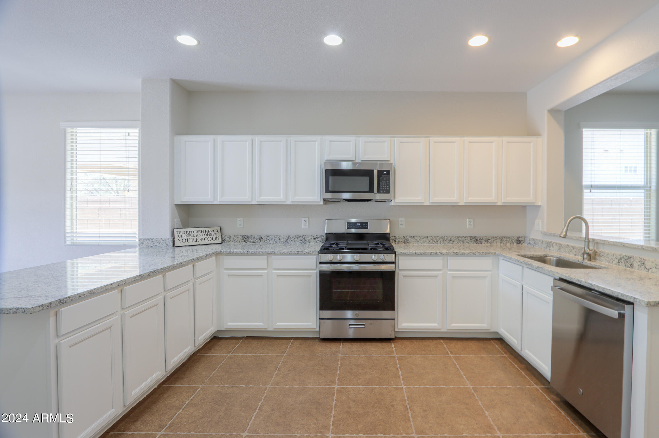 19195 N VENTANA Lane