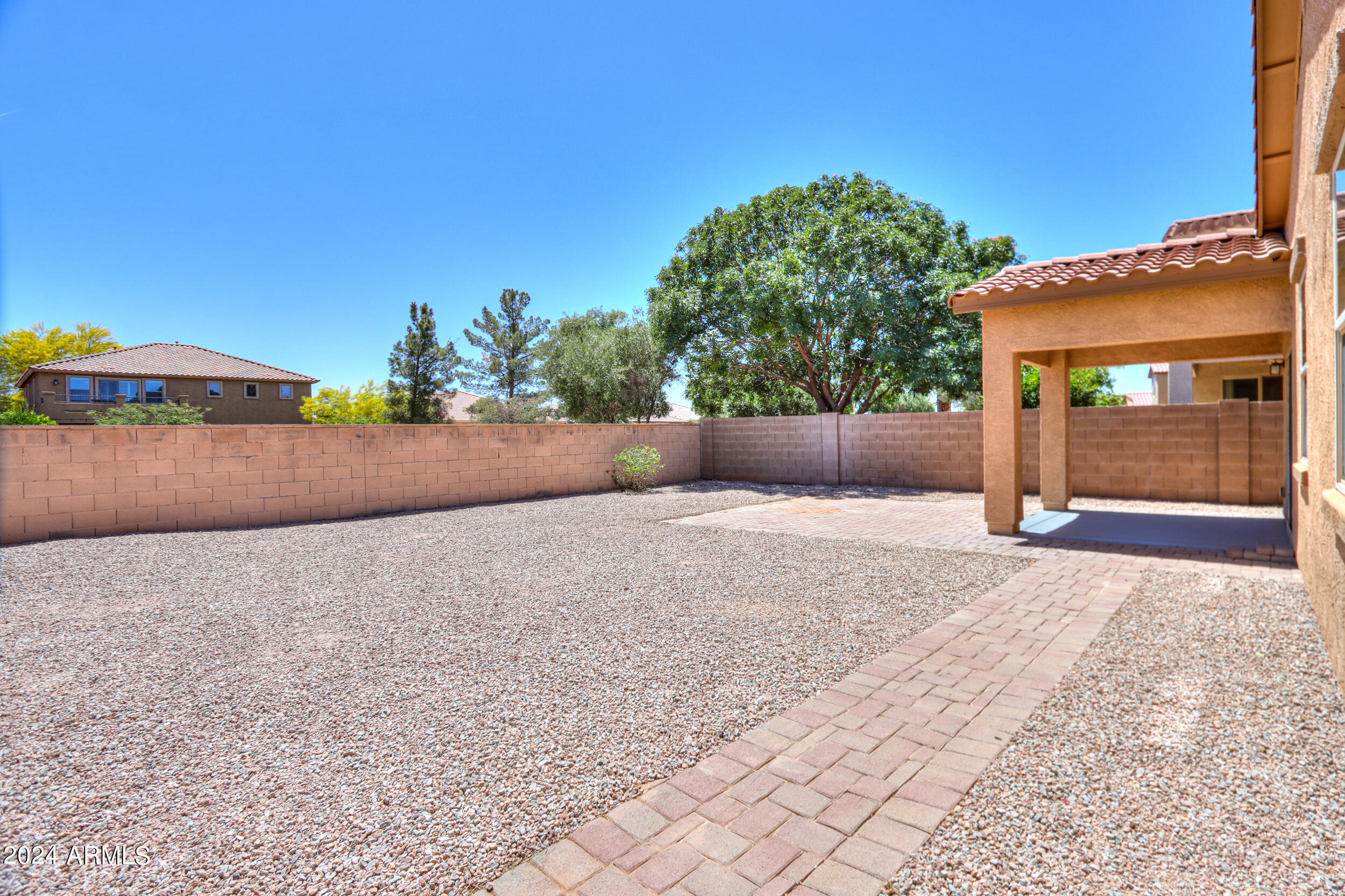 19195 N VENTANA Lane