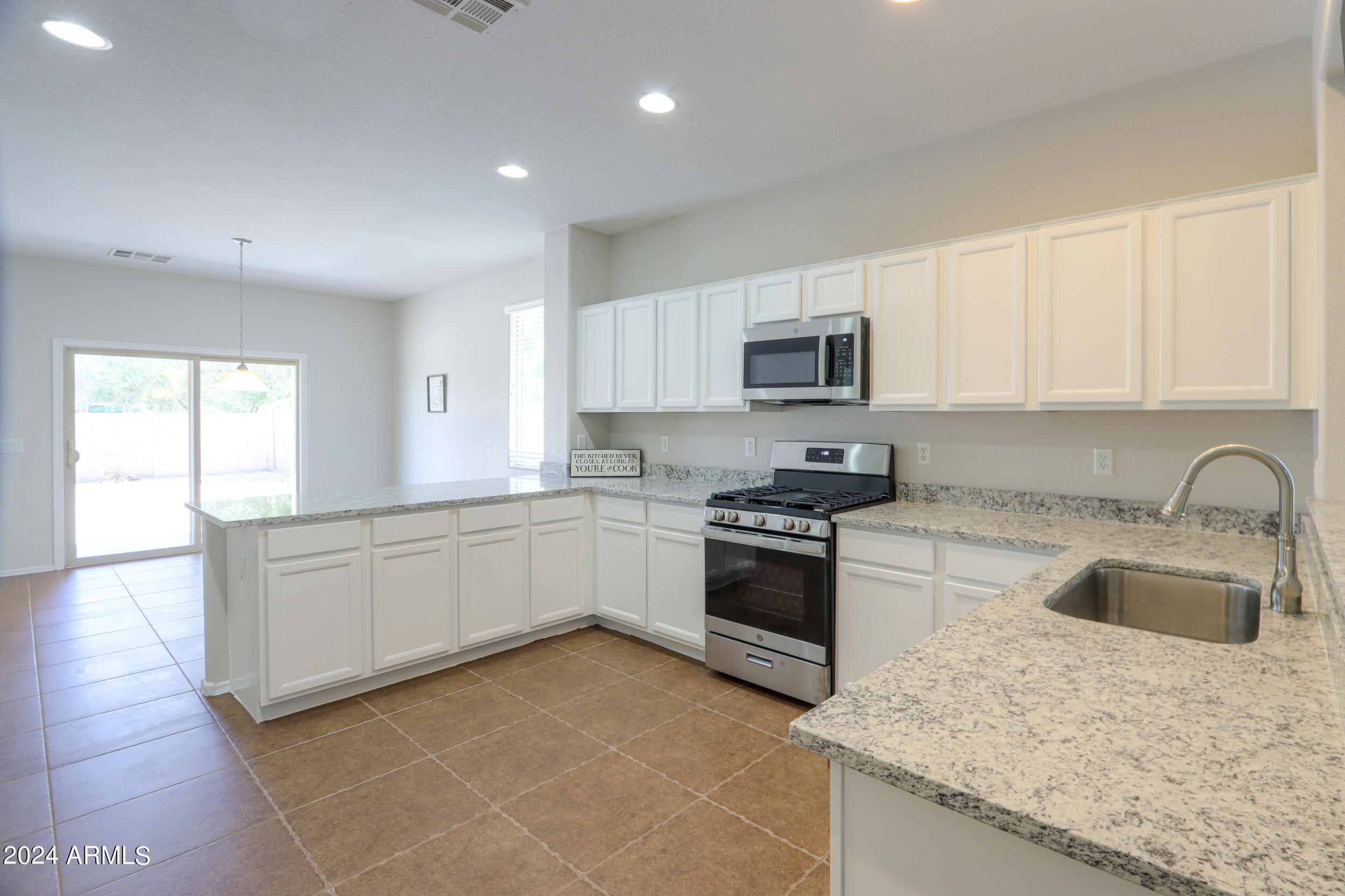 19195 N VENTANA Lane