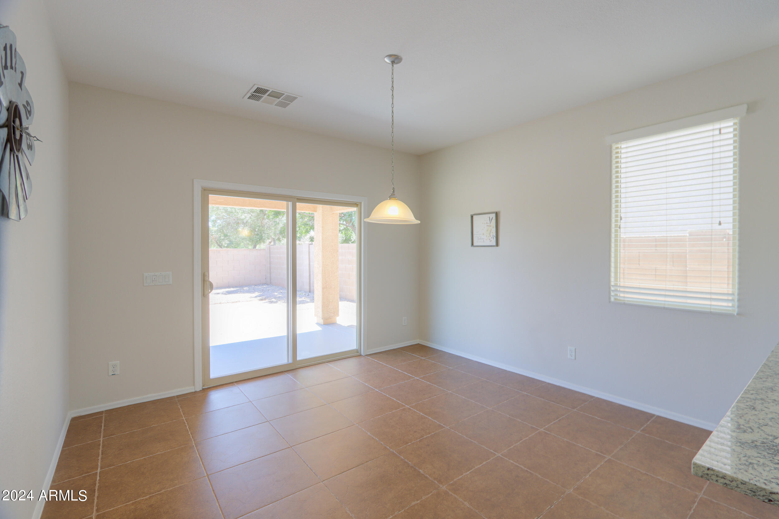 19195 N VENTANA Lane