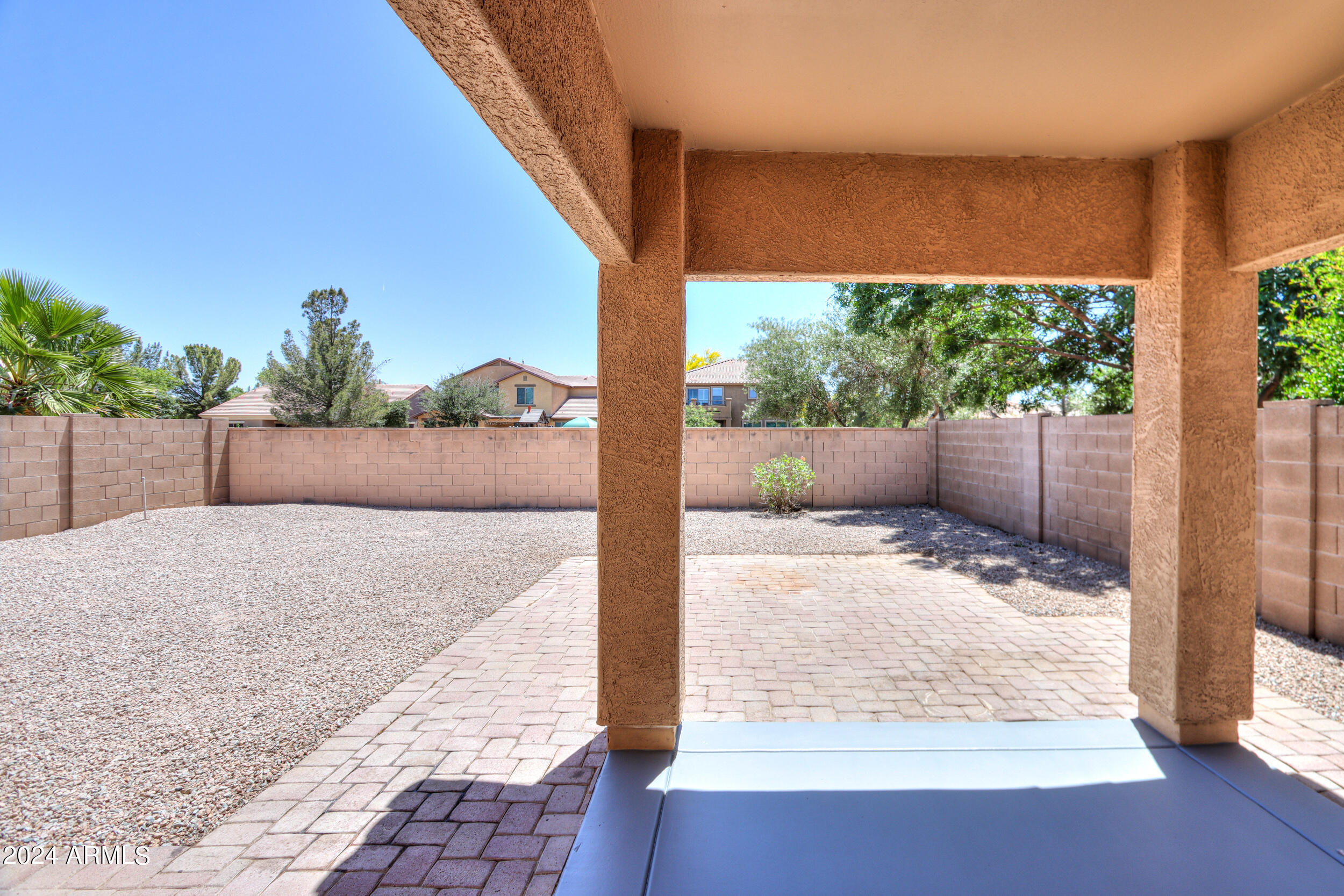 19195 N VENTANA Lane