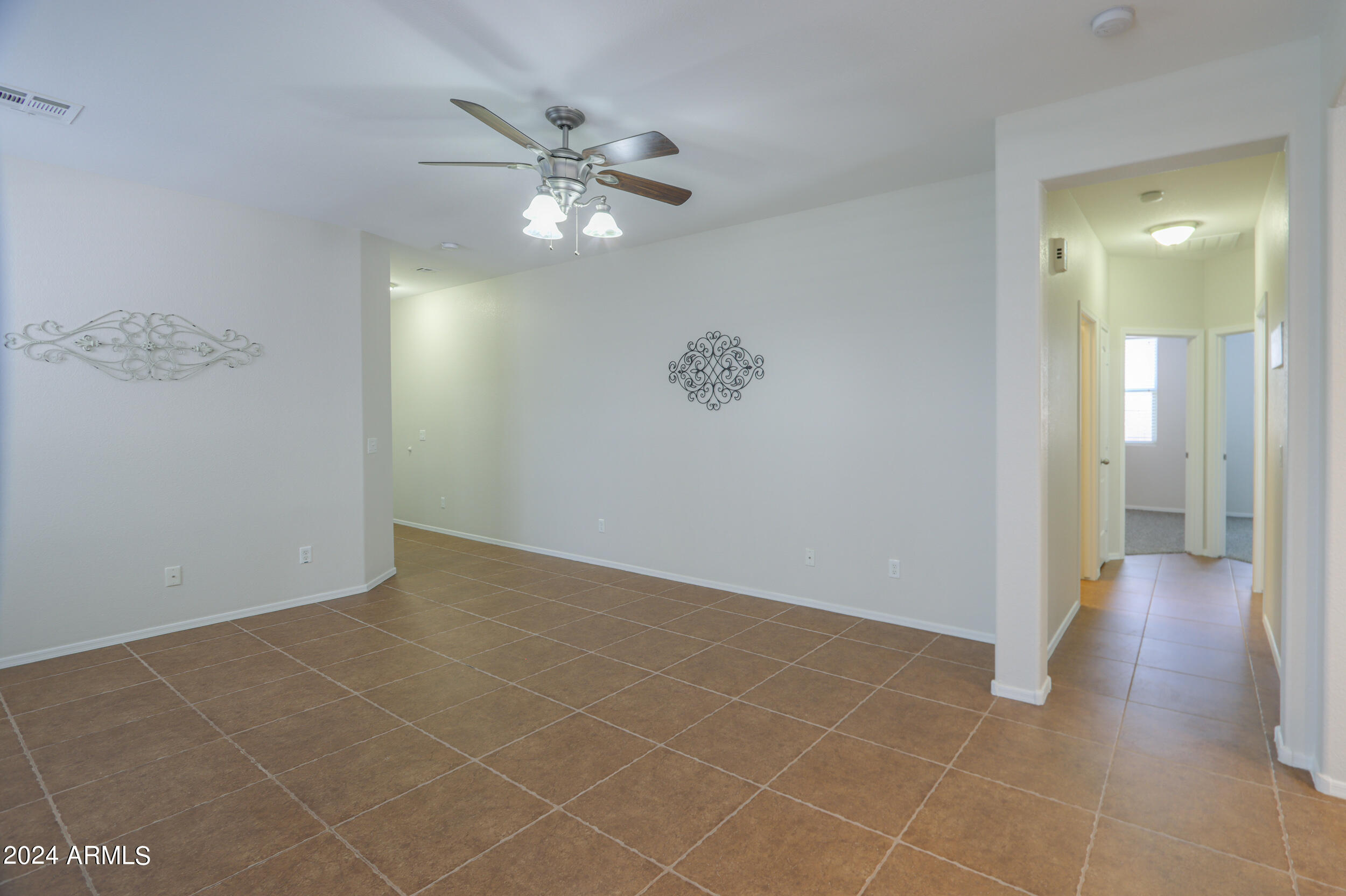 19195 N VENTANA Lane