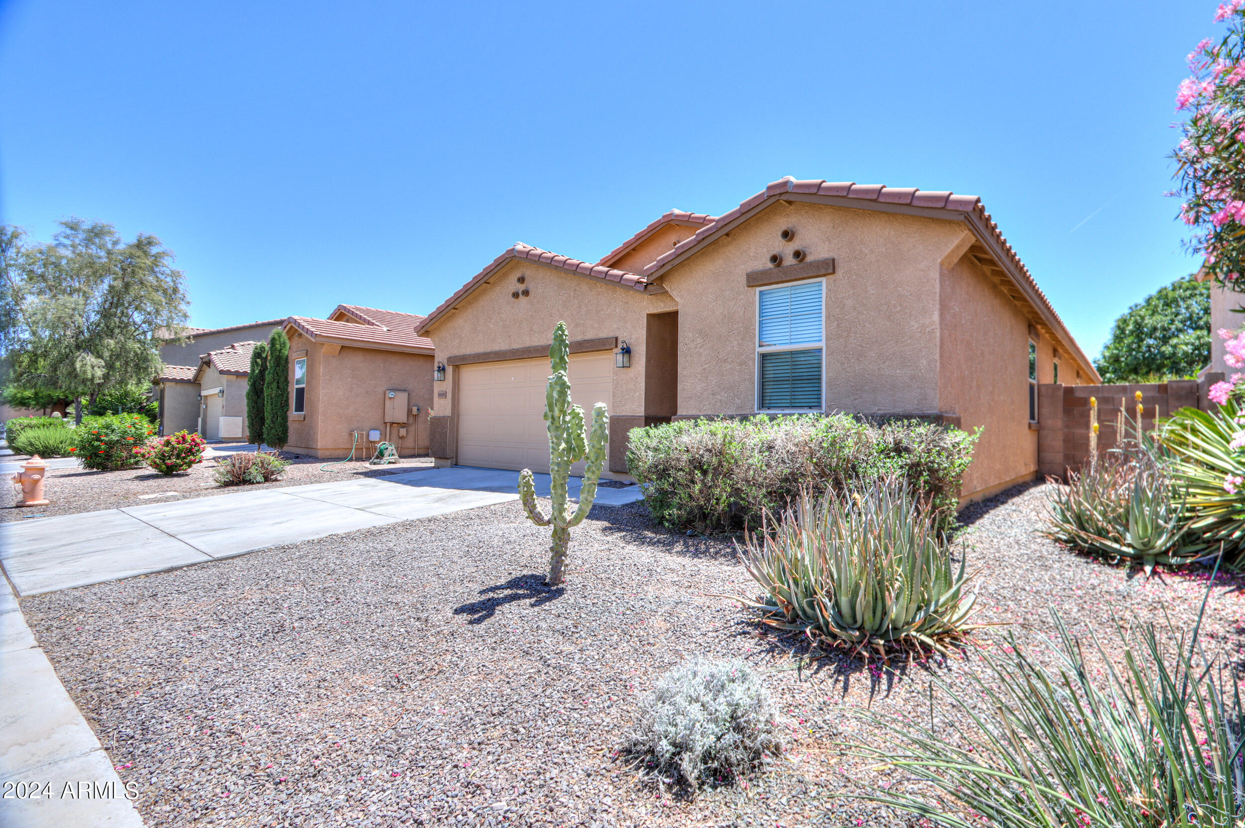 19195 N VENTANA Lane