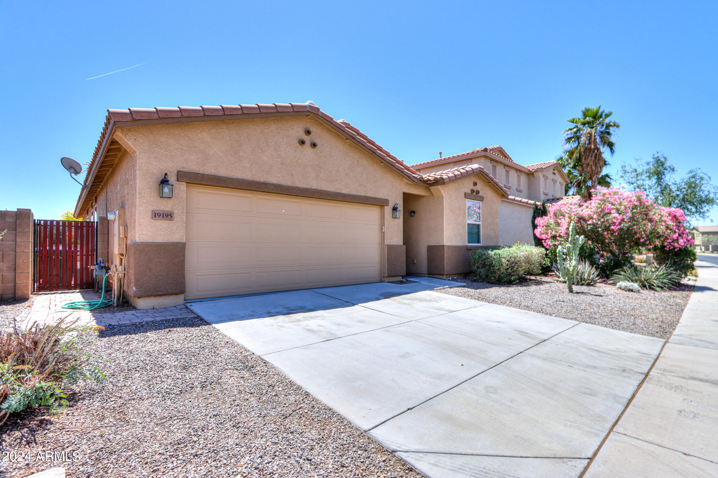 19195 N VENTANA Lane