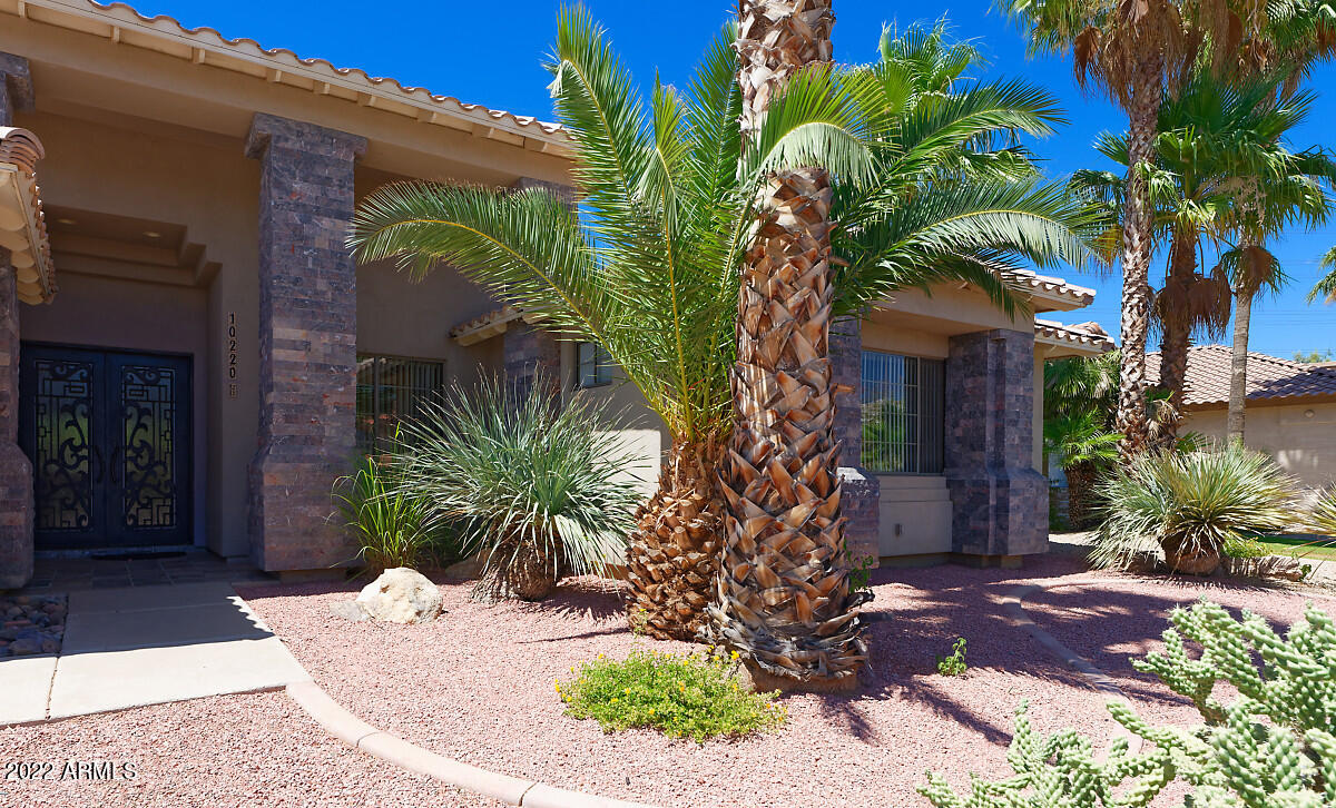 10220 E COCHISE Drive