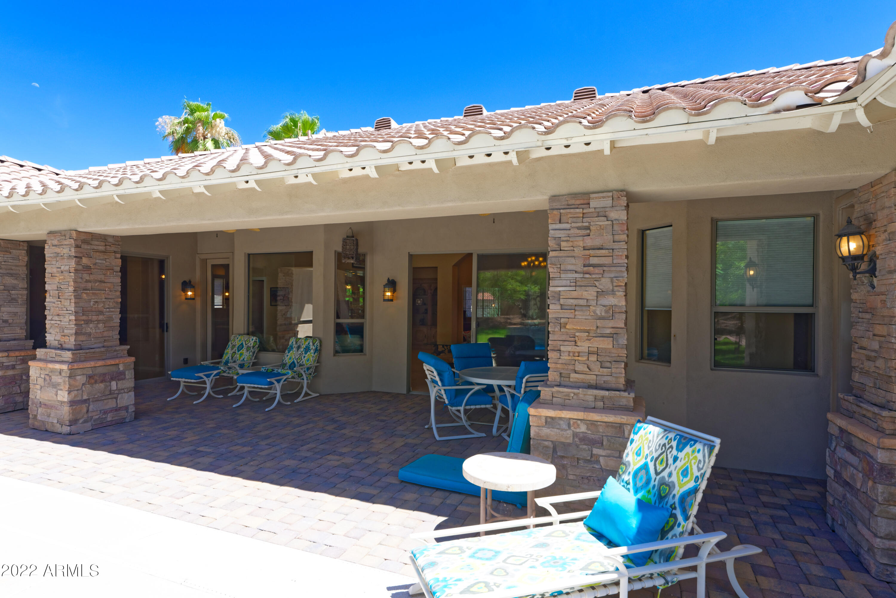 10220 E COCHISE Drive