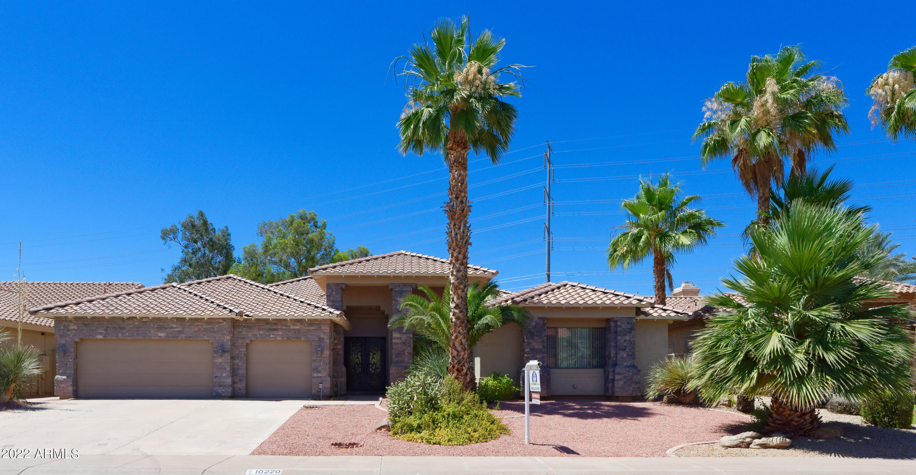 10220 E COCHISE Drive