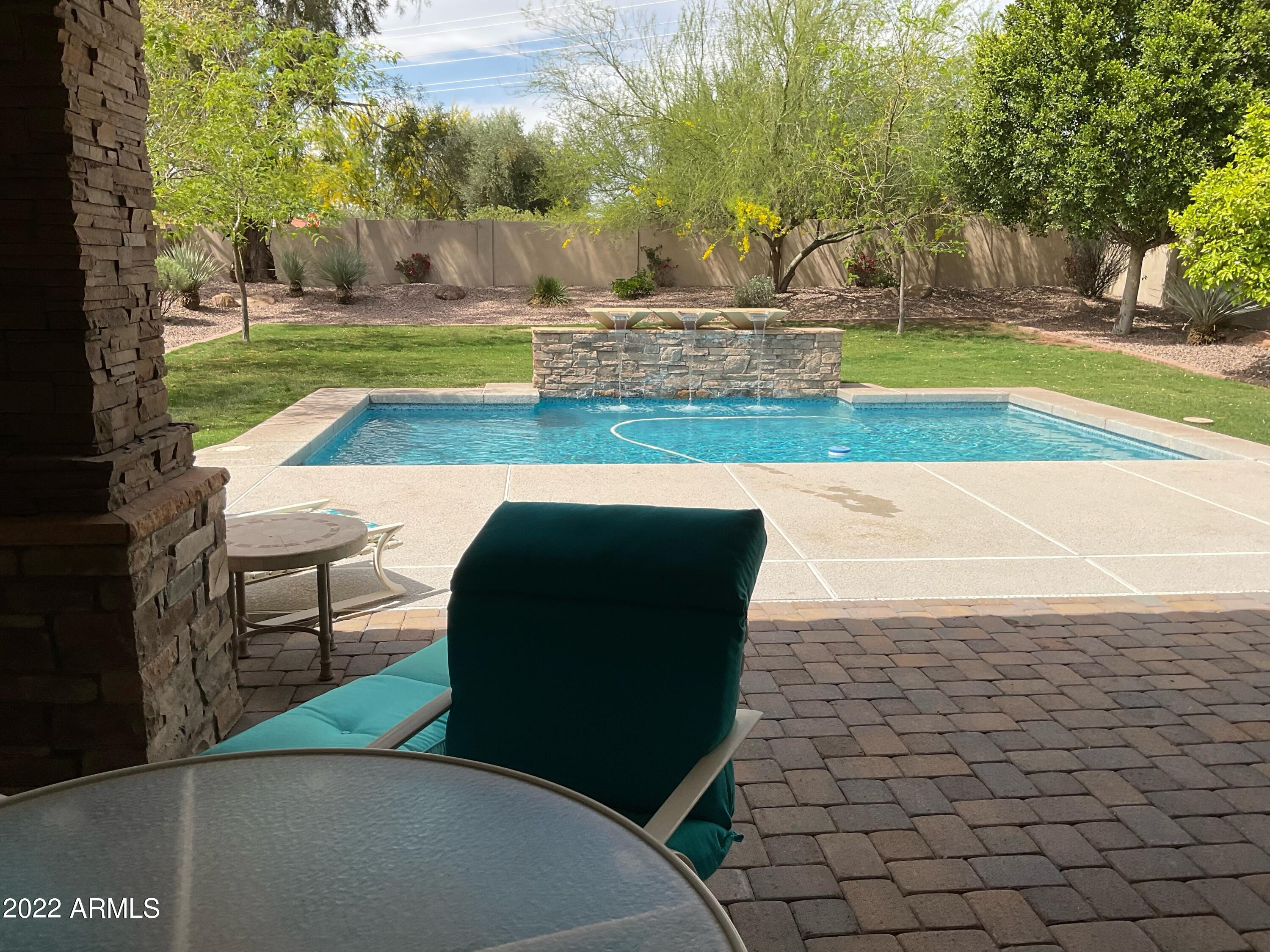 10220 E COCHISE Drive