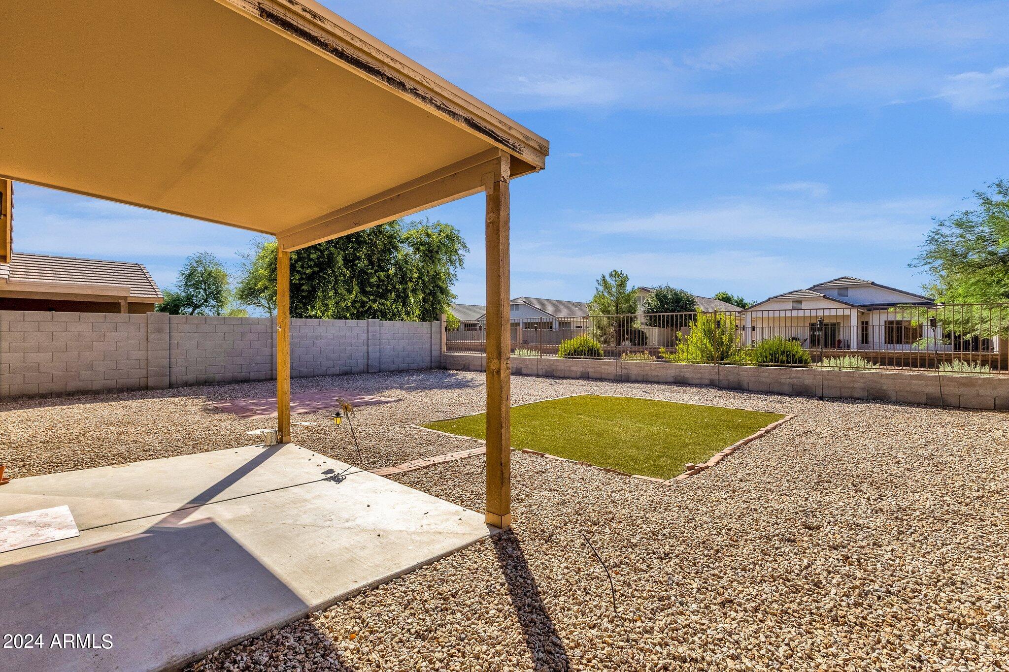 1431 W BELMONT RED Trail