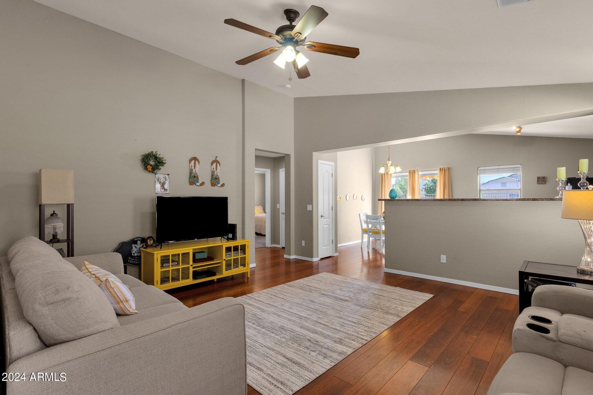 1431 W BELMONT RED Trail