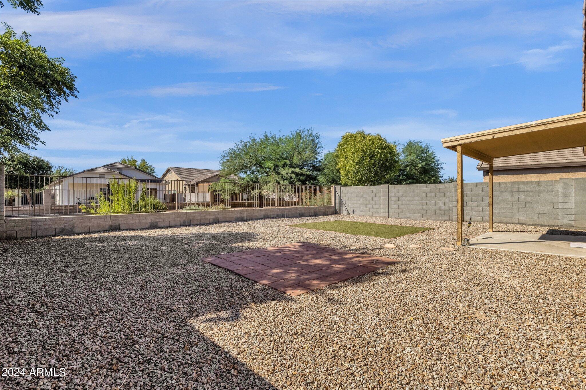 1431 W BELMONT RED Trail