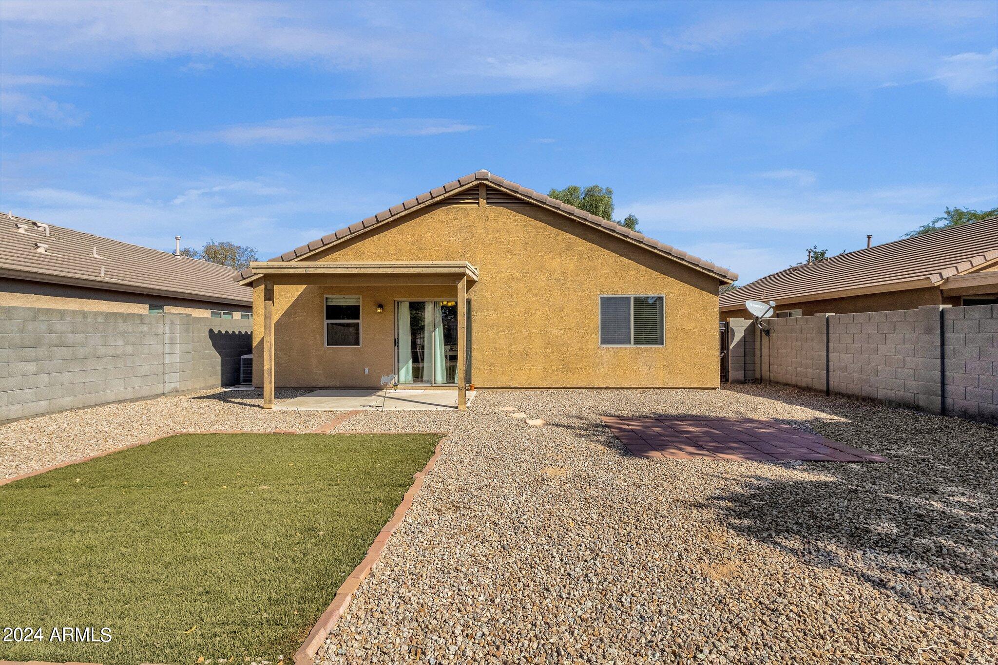 1431 W BELMONT RED Trail