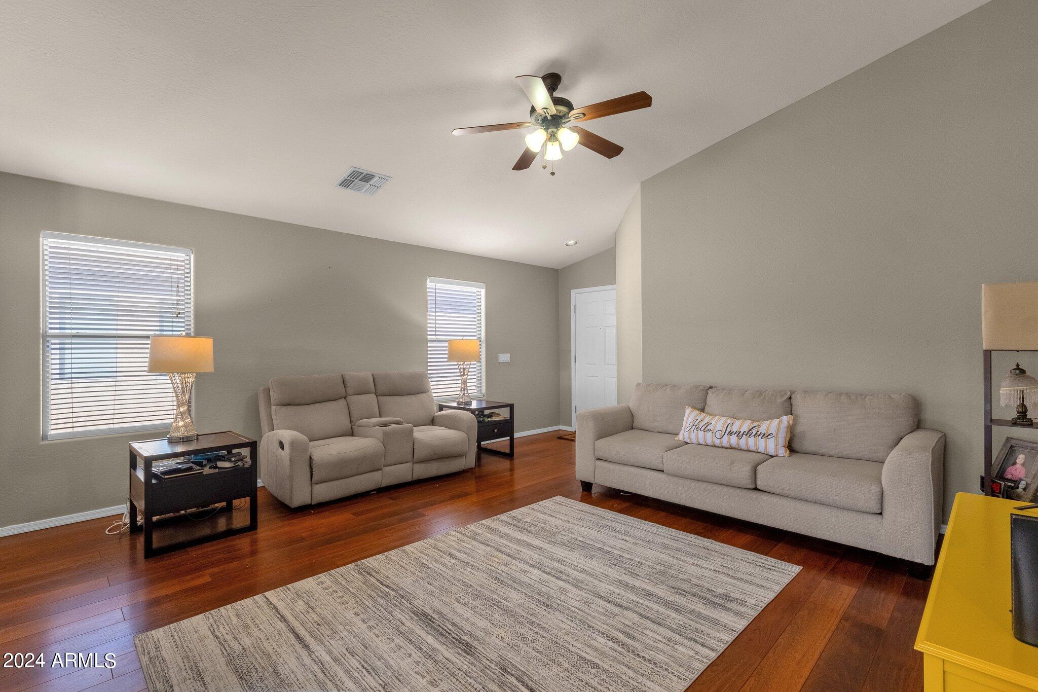 1431 W BELMONT RED Trail