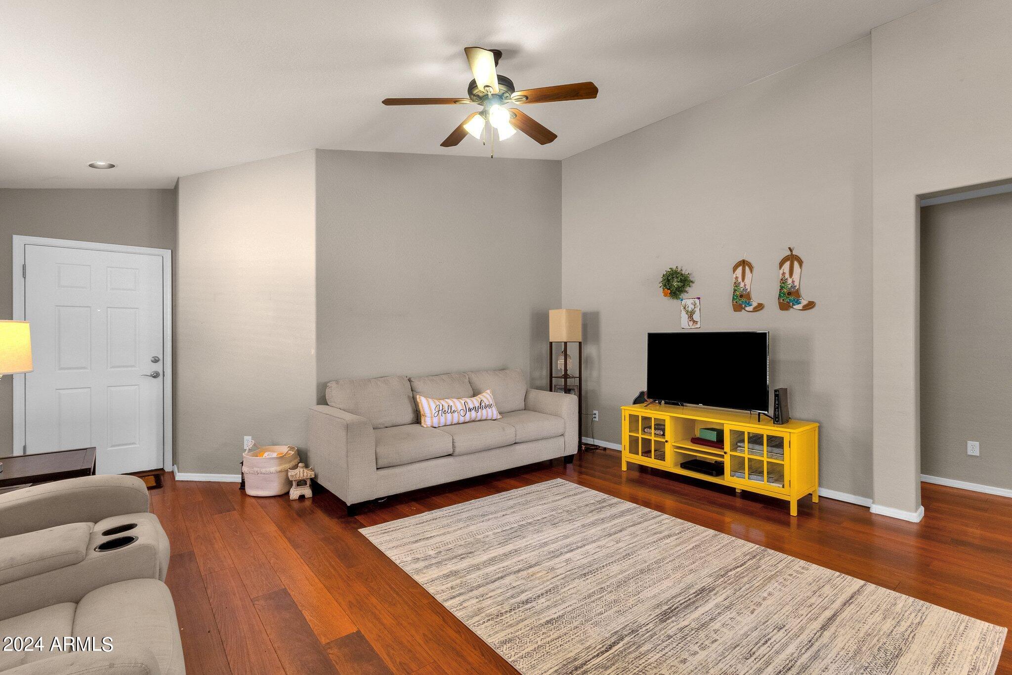 1431 W BELMONT RED Trail