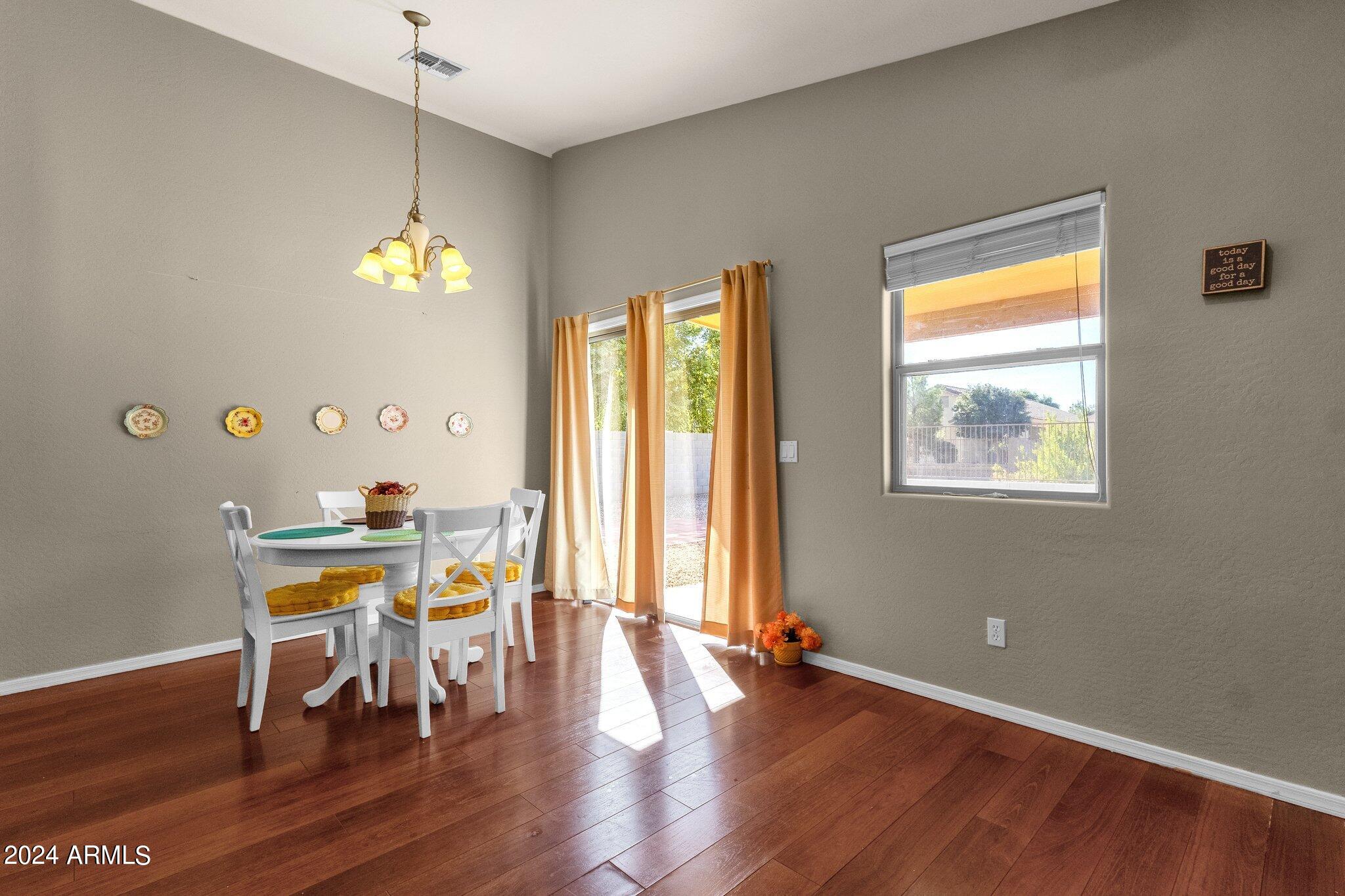 1431 W BELMONT RED Trail