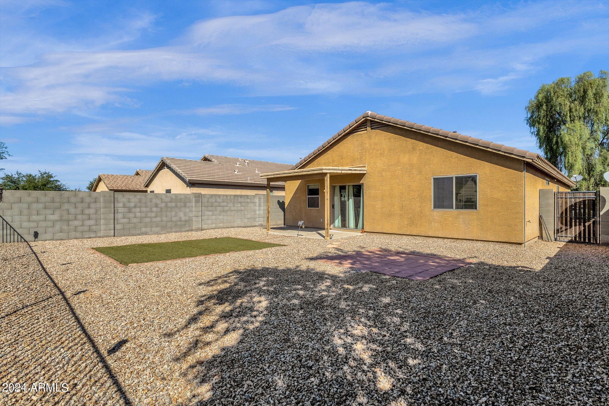 1431 W BELMONT RED Trail