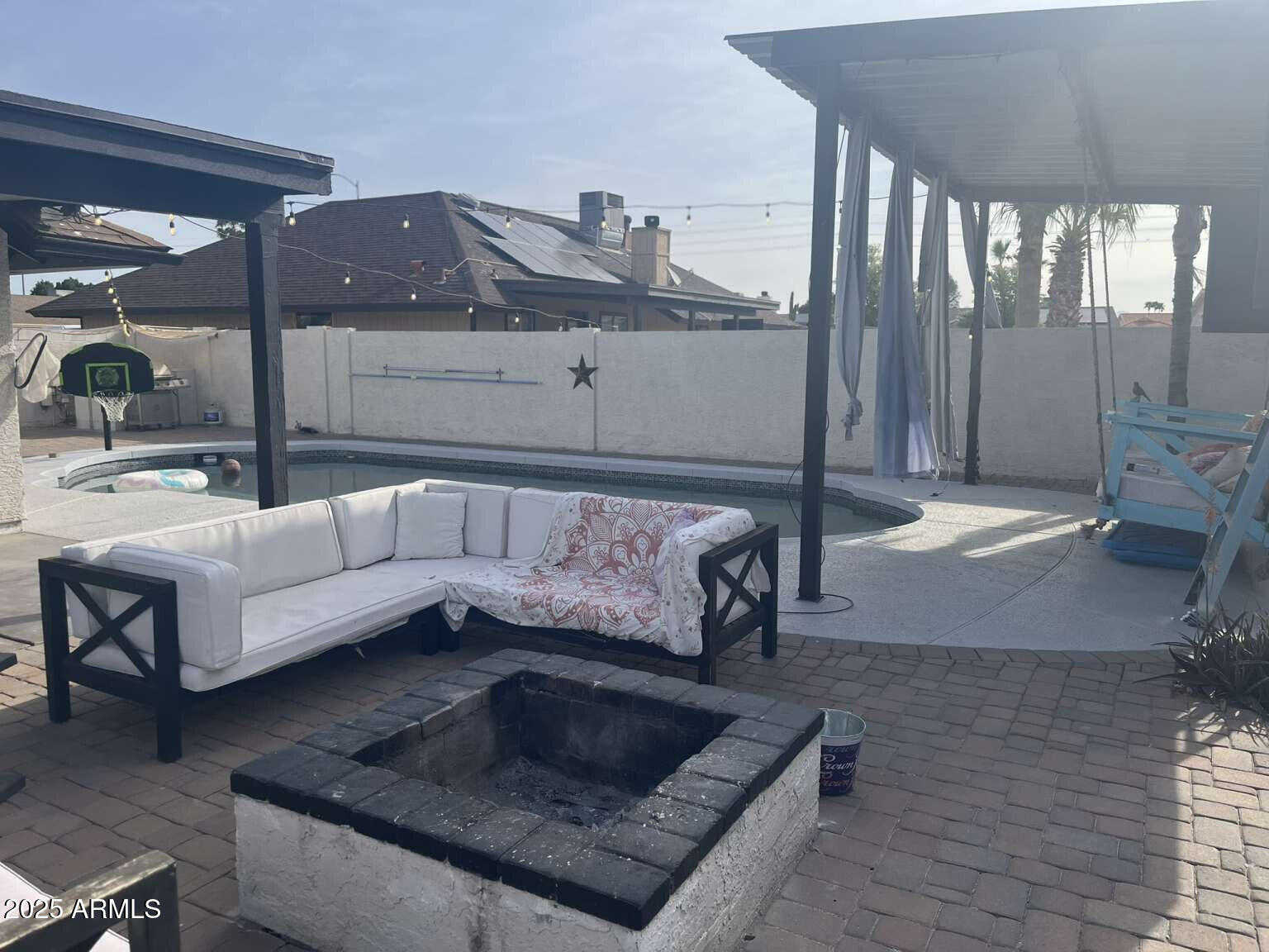 5537 E DRUMMER Avenue