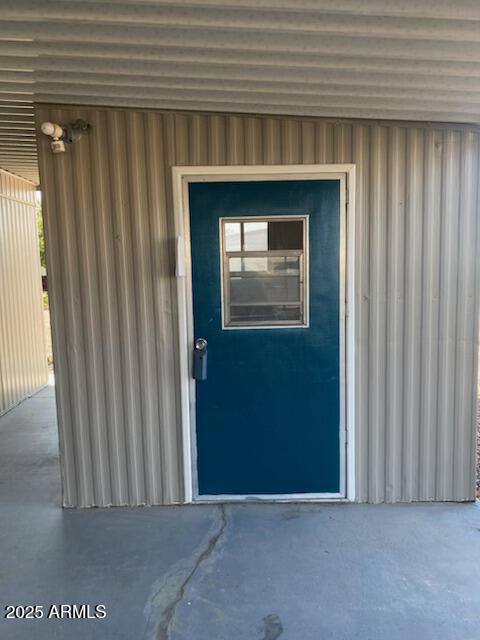 3104 E Broadway Road, 207