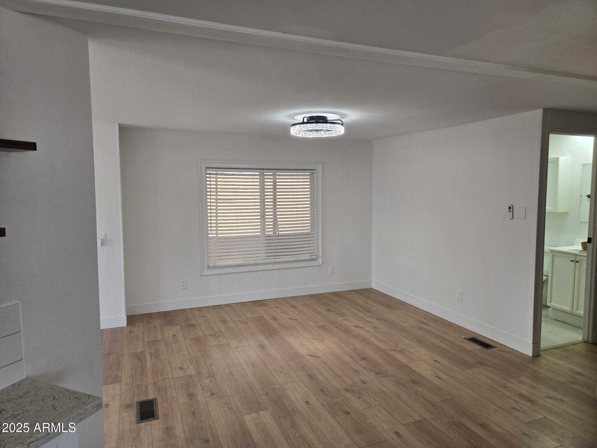 3104 E Broadway Road, 207